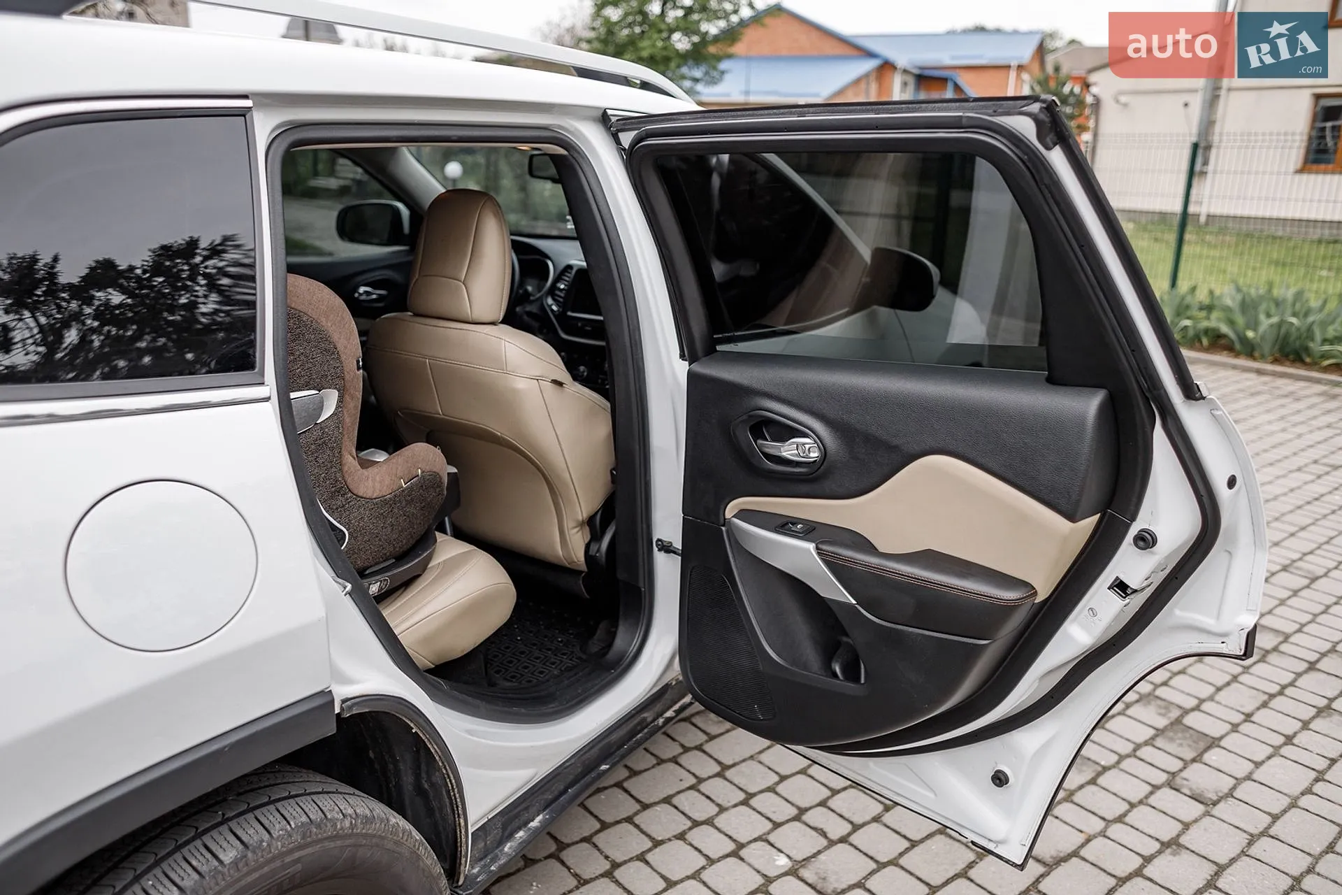 2017 Jeep Cherokee - мініатюра 19