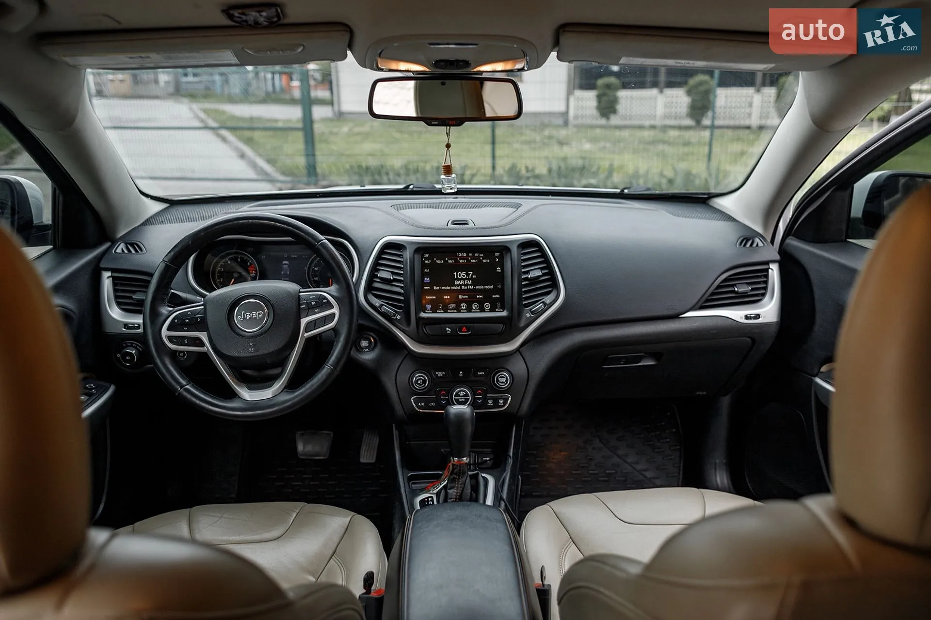 2017 Jeep Cherokee - мініатюра 23