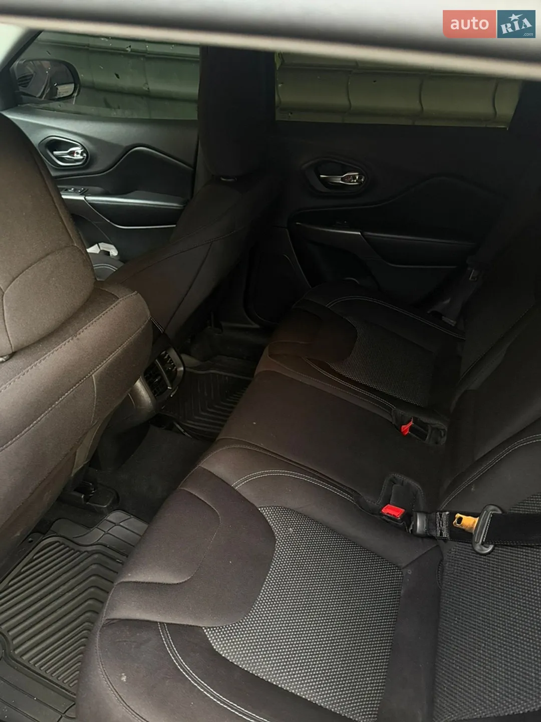 2018 Jeep Cherokee - мініатюра 23