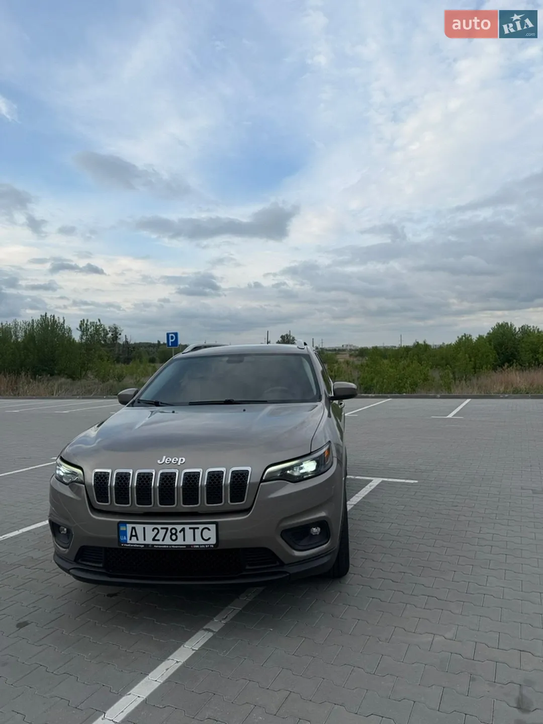 2018 Jeep Cherokee - мініатюра 14