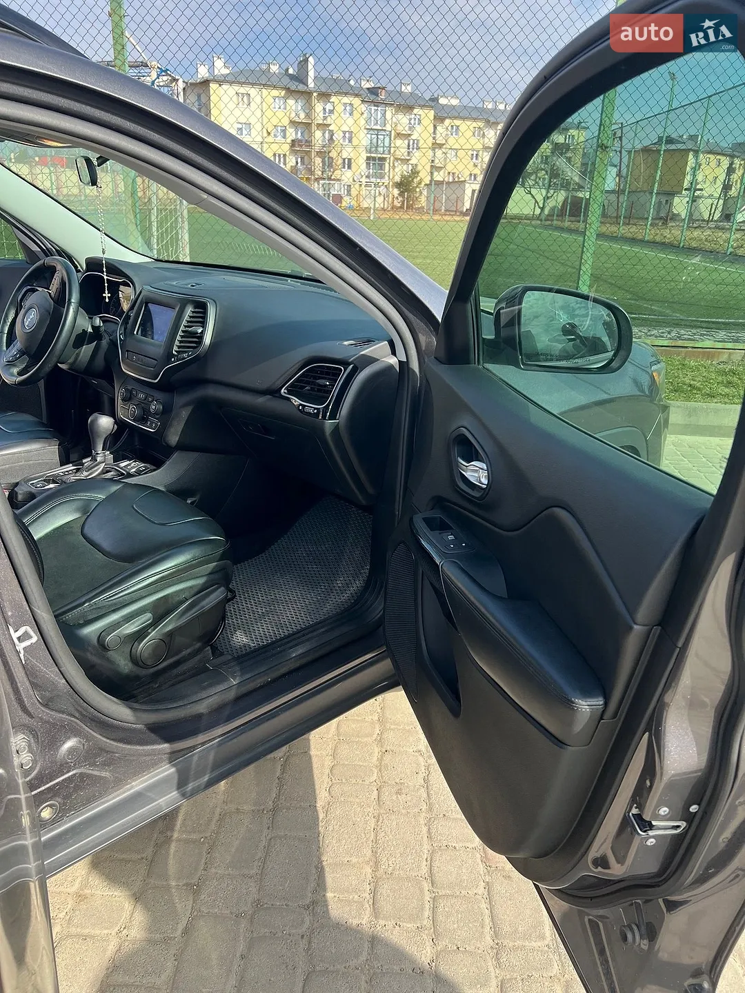 2018 Jeep Cherokee - мініатюра 13