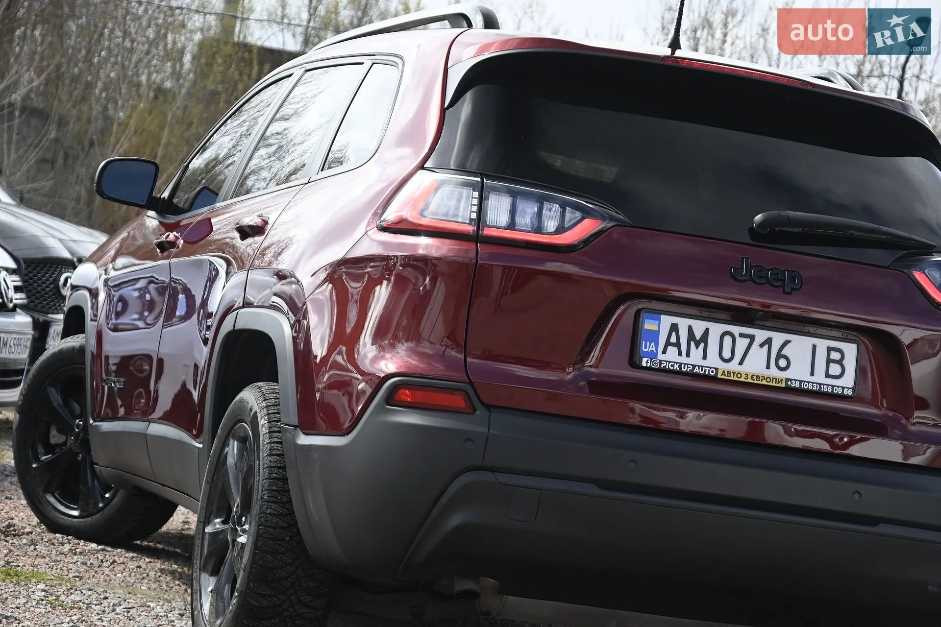 2020 Jeep Cherokee - мініатюра 12
