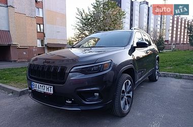 Внедорожник / Кроссовер Jeep Cherokee 2022 в Хмельницком