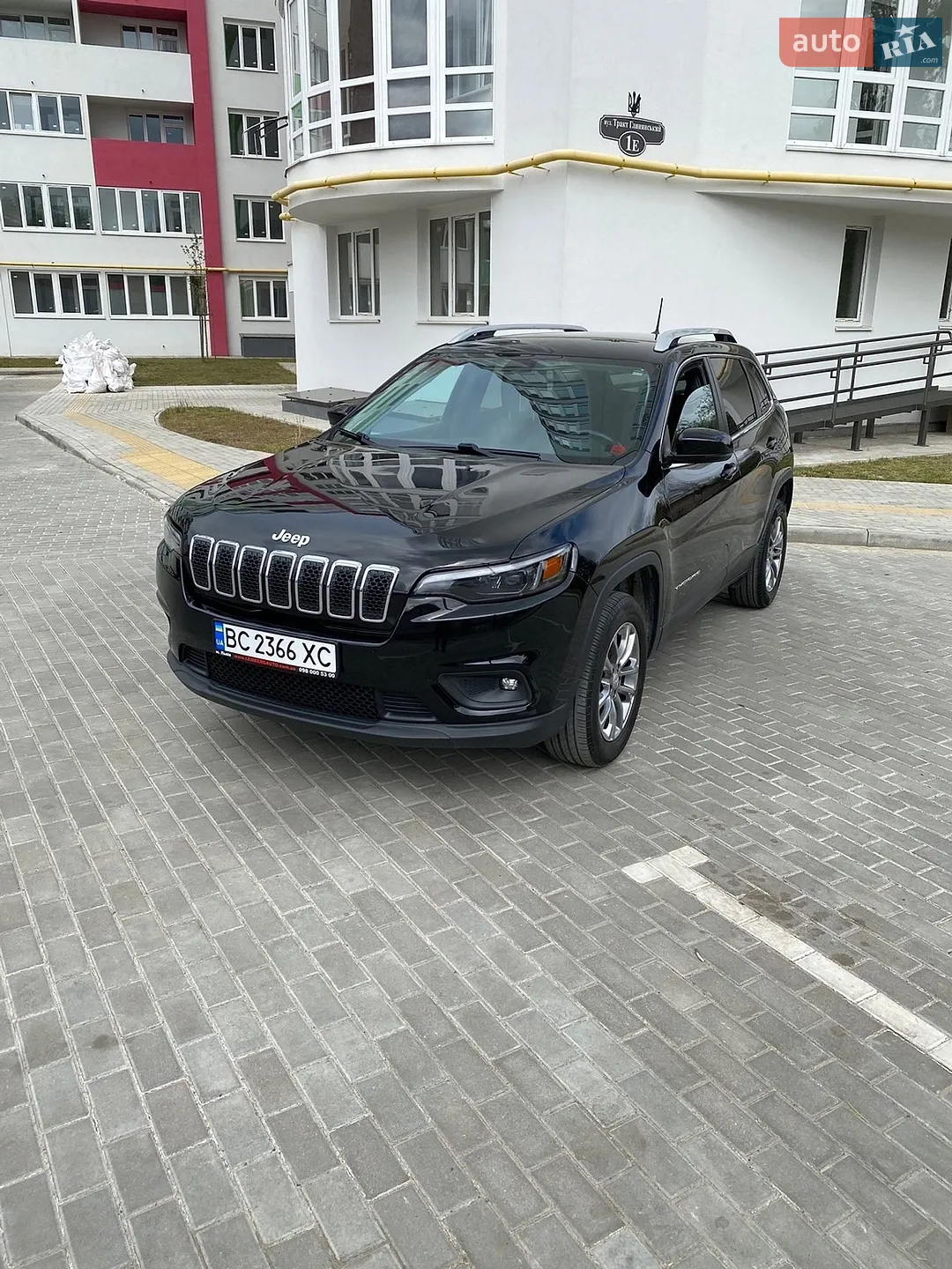 2019 Jeep Cherokee - мініатюра 2