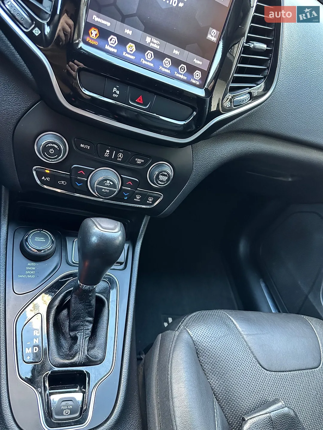 2019 Jeep Cherokee - мініатюра 12