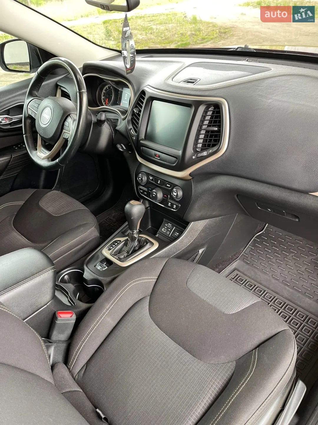 2016 Jeep Cherokee - мініатюра 32
