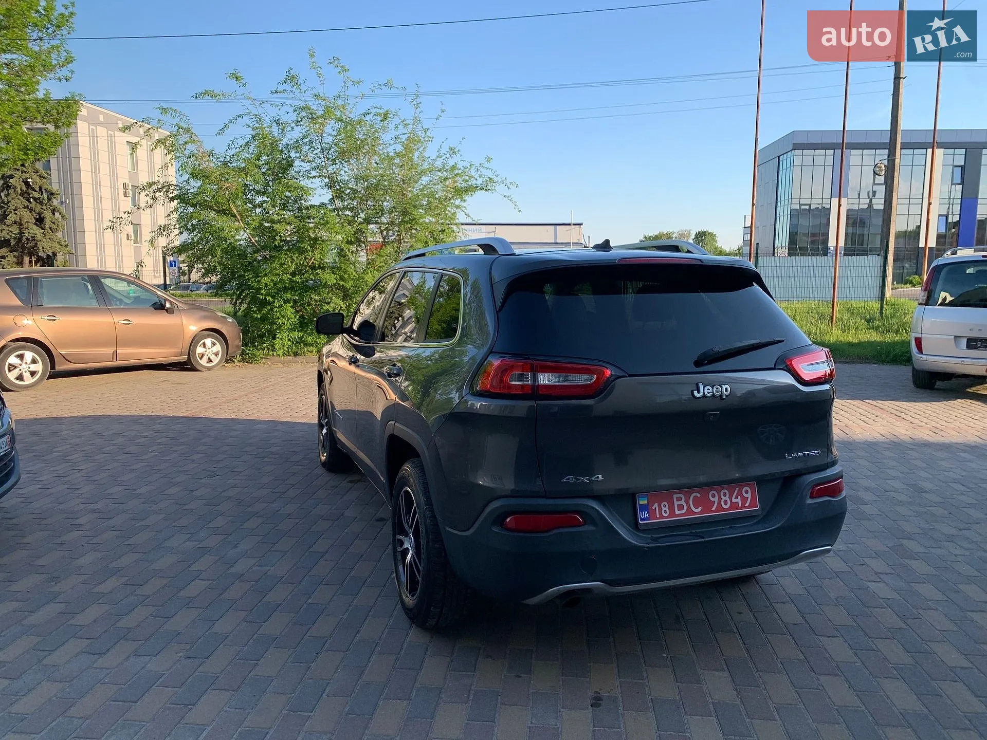 2015 Jeep Cherokee - мініатюра 13