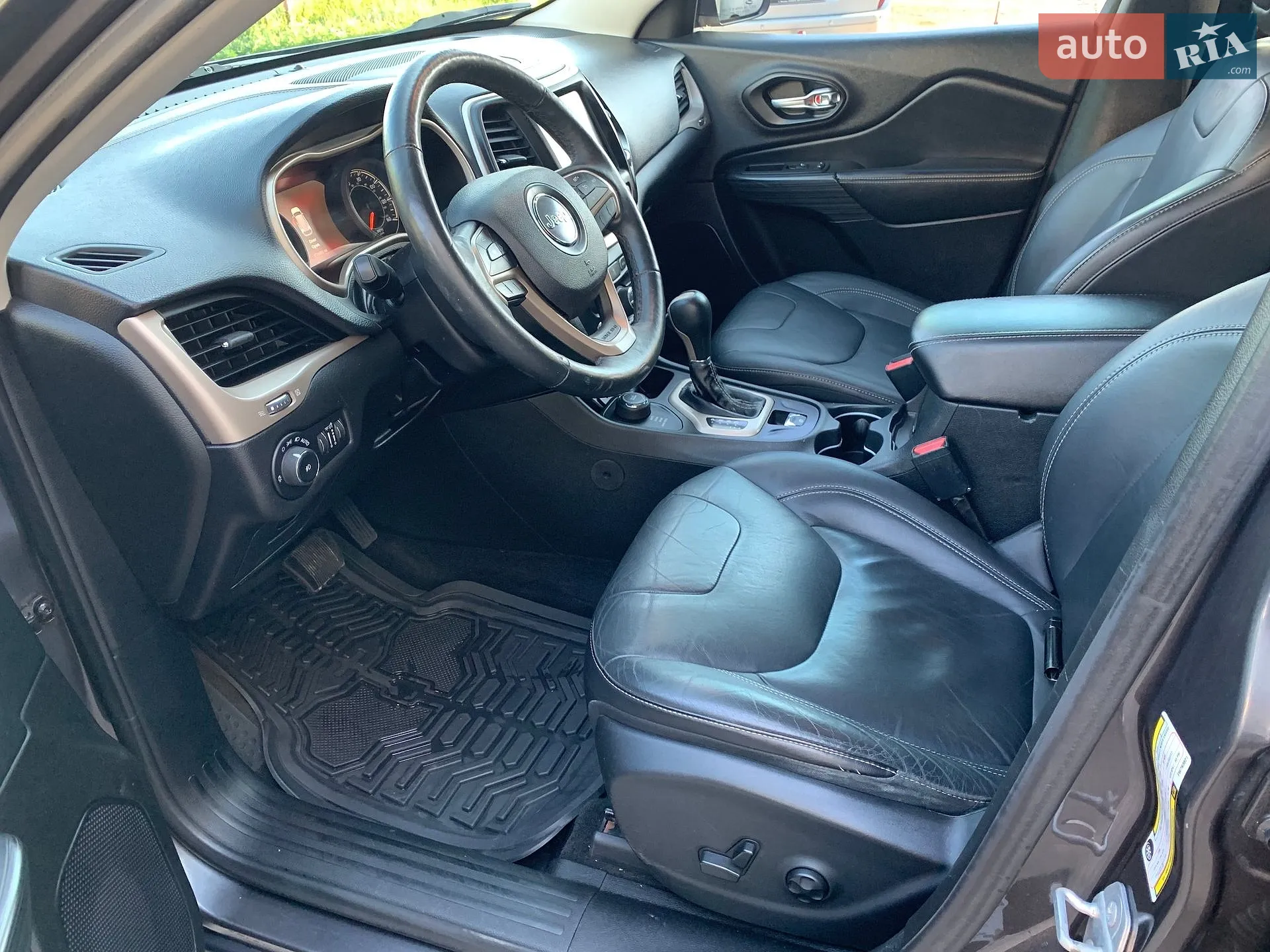 2015 Jeep Cherokee - мініатюра 23