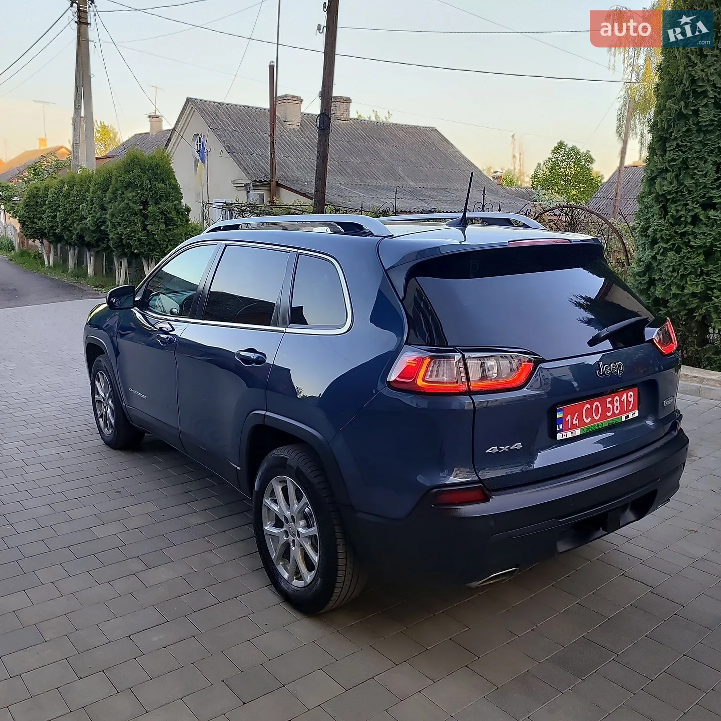 2019 Jeep Cherokee - мініатюра 17