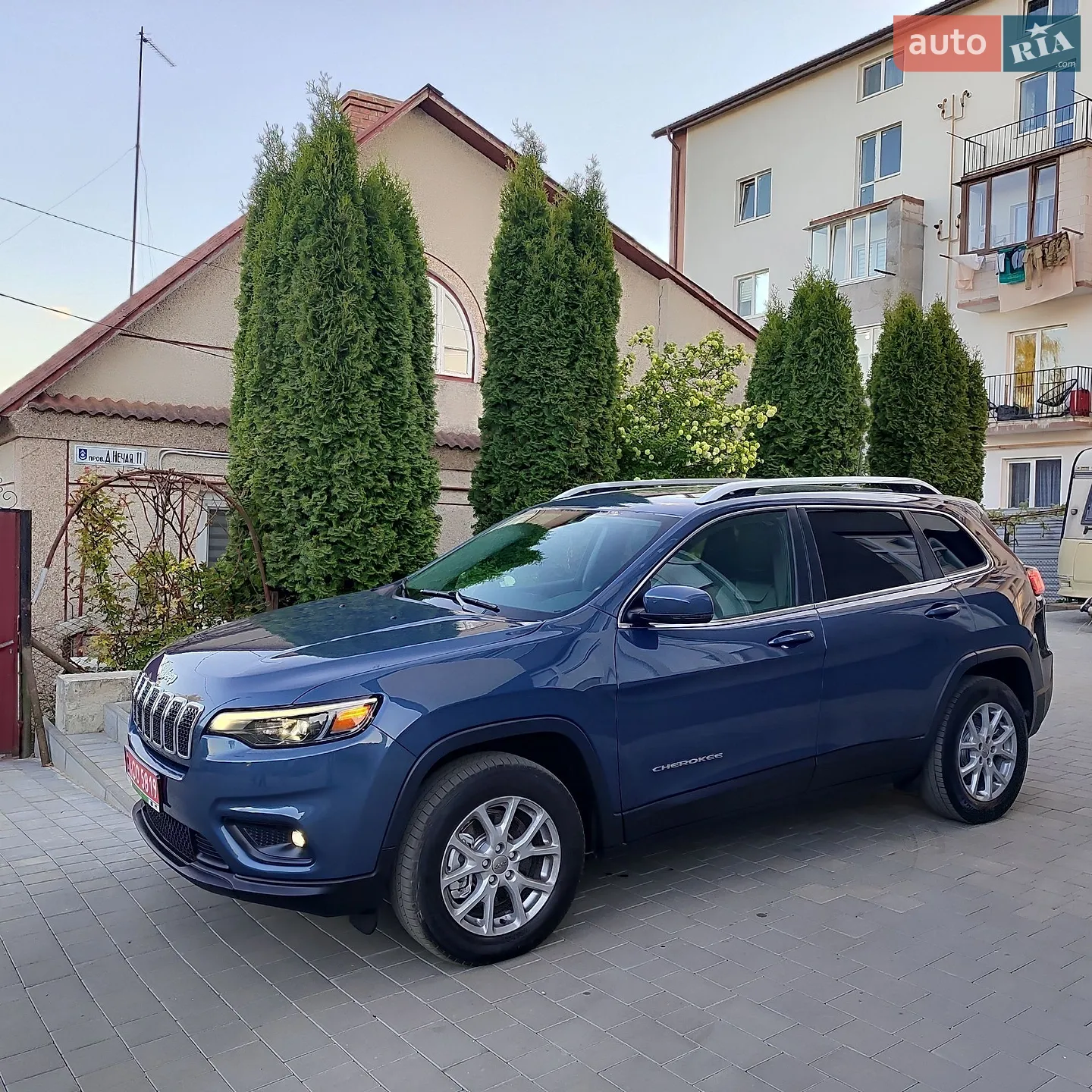 2019 Jeep Cherokee - мініатюра 42