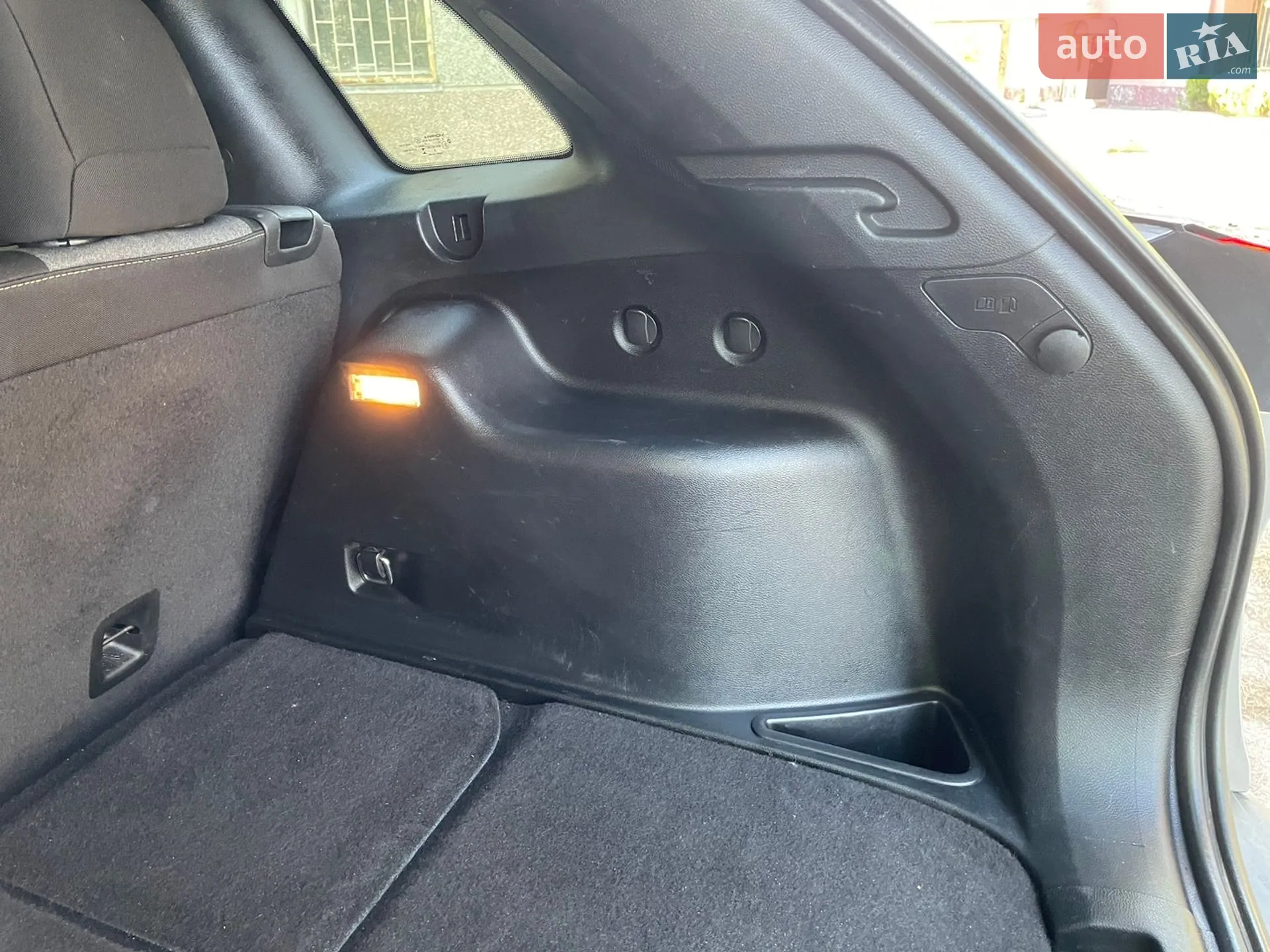 2013 Jeep Cherokee - мініатюра 44