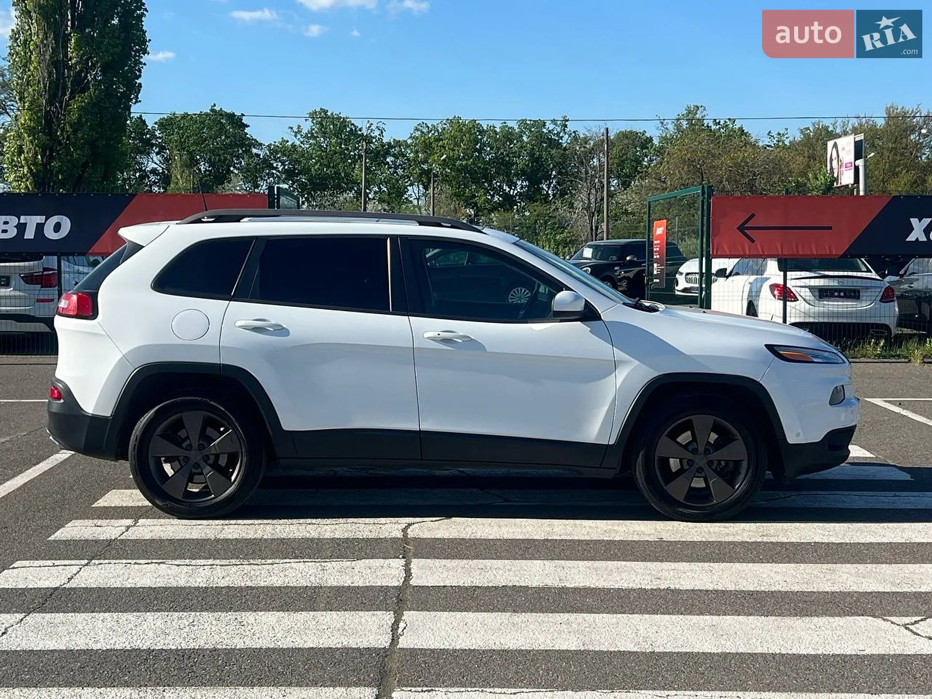 2016 Jeep Cherokee - мініатюра 5