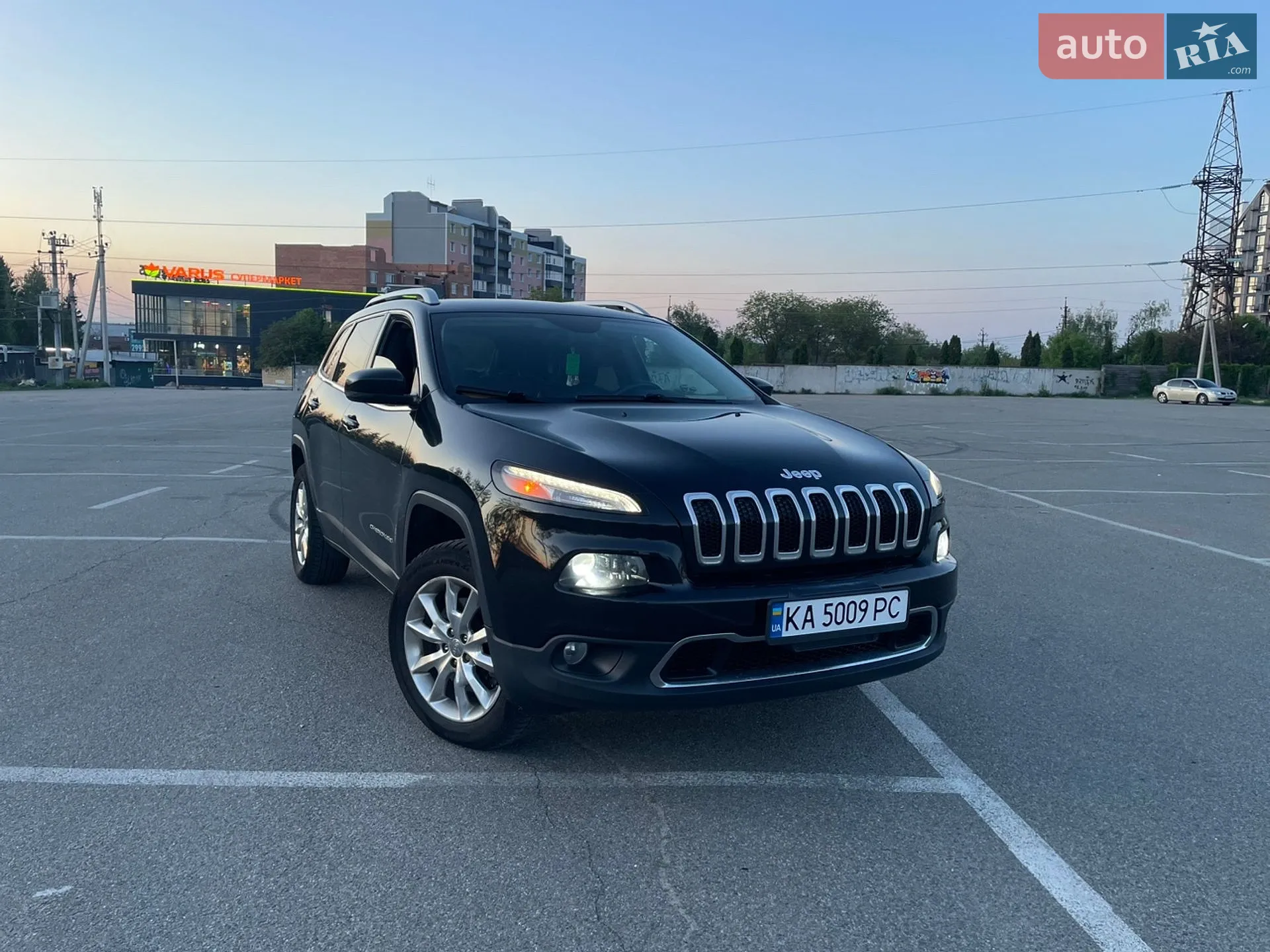 2016 Jeep Cherokee - мініатюра 2