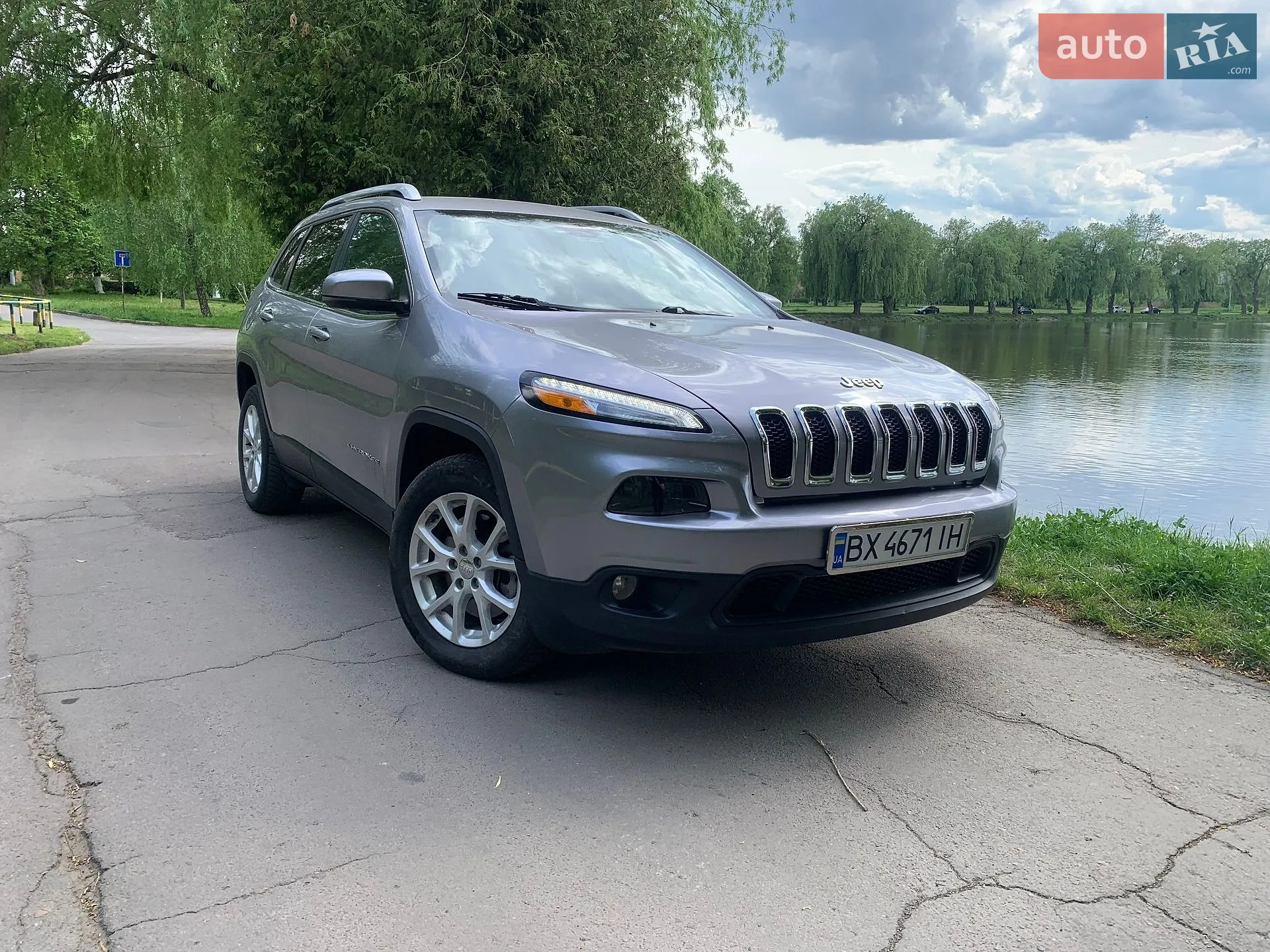 2017 Jeep Cherokee - мініатюра 3