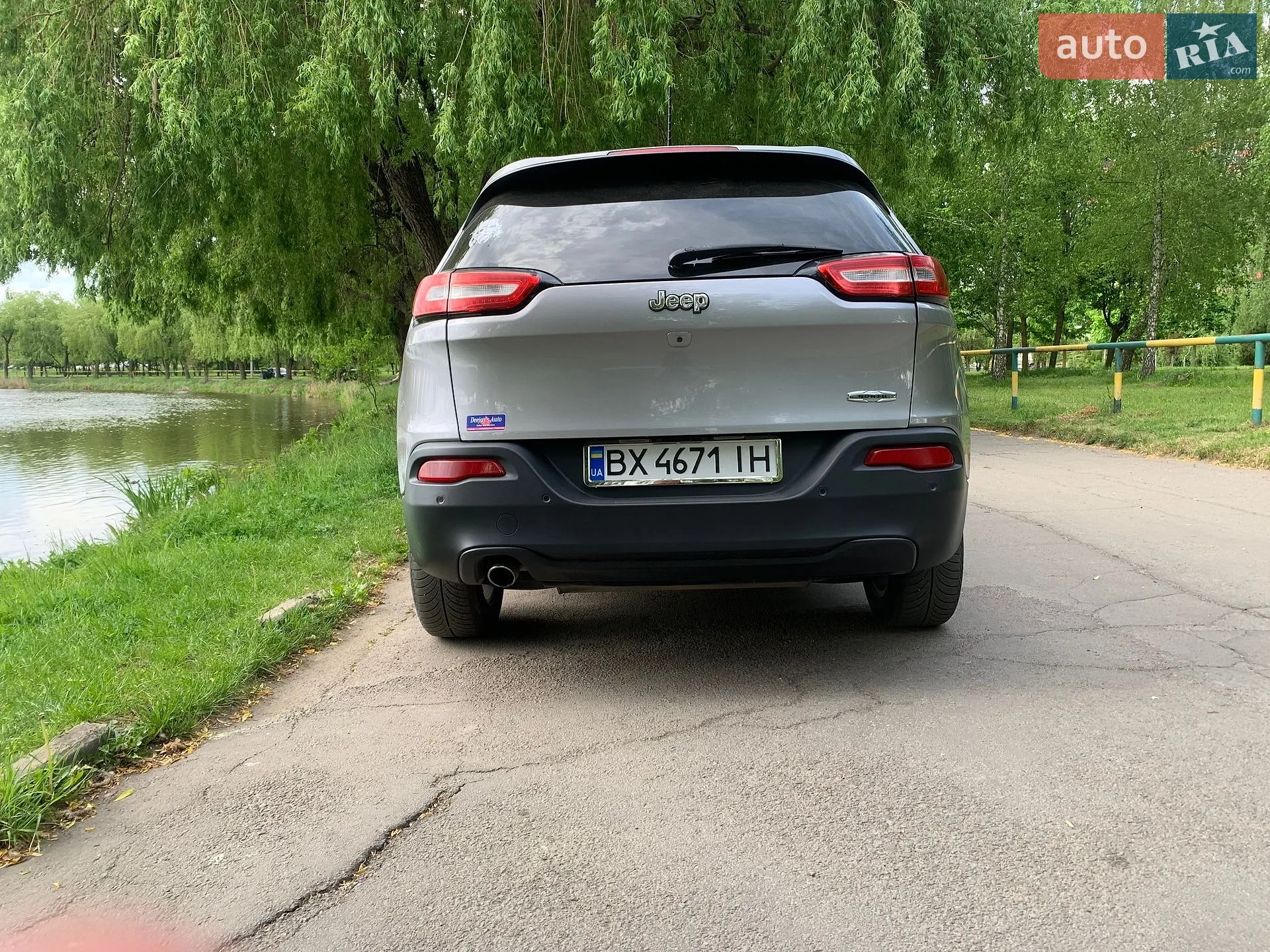 2017 Jeep Cherokee - мініатюра 15