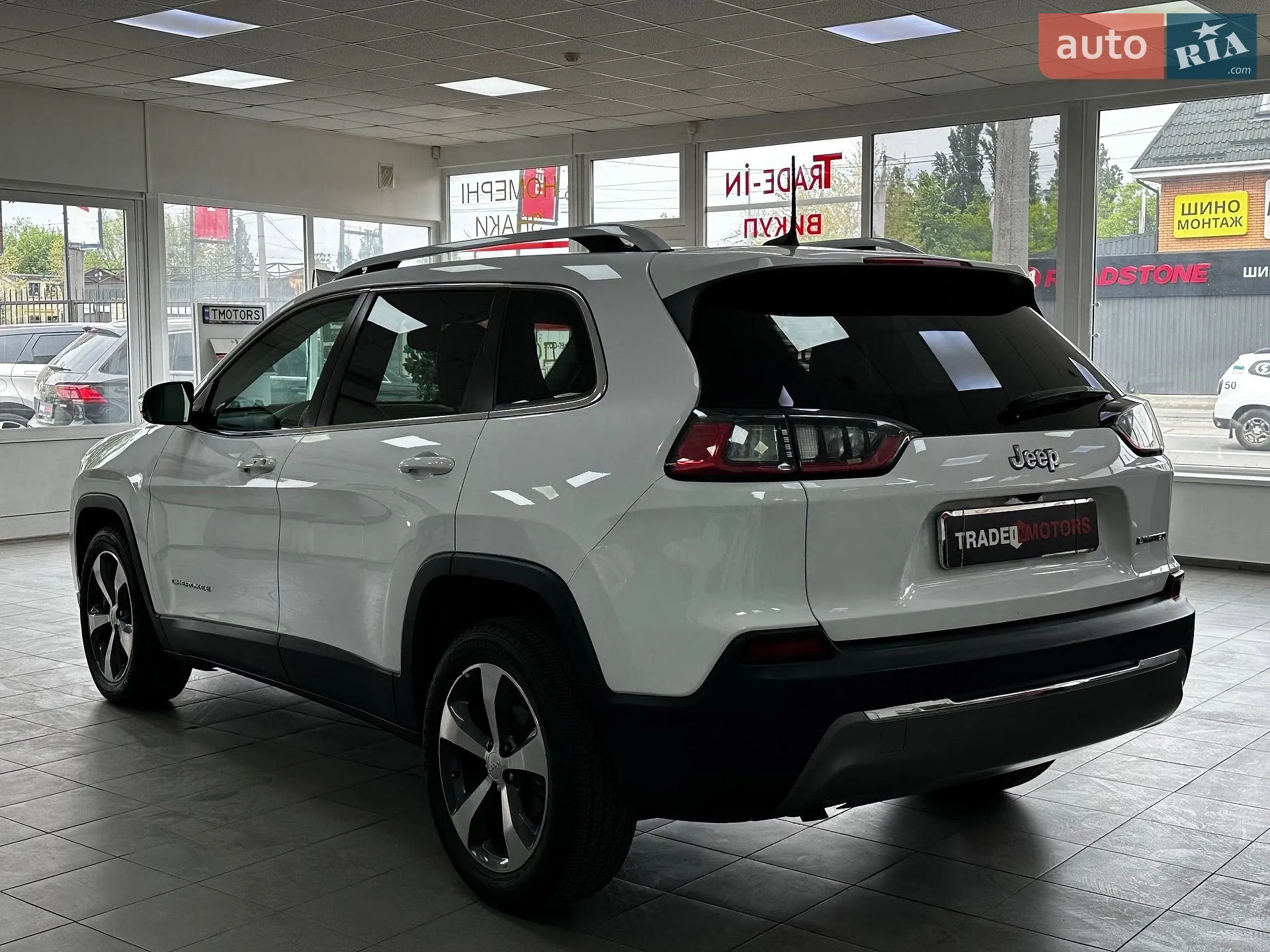 2019 Jeep Cherokee - мініатюра 6
