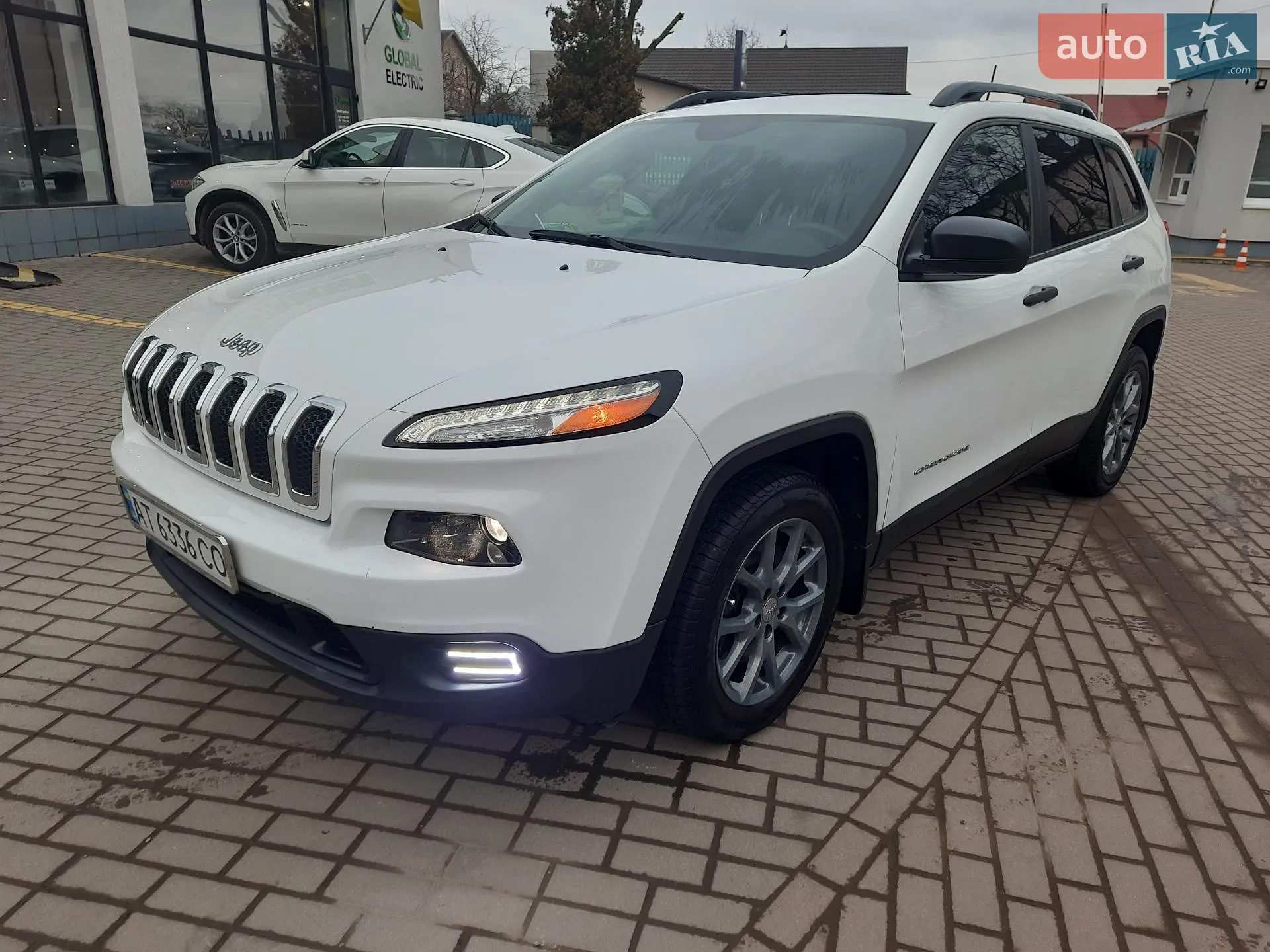 2016 Jeep Cherokee - мініатюра 18