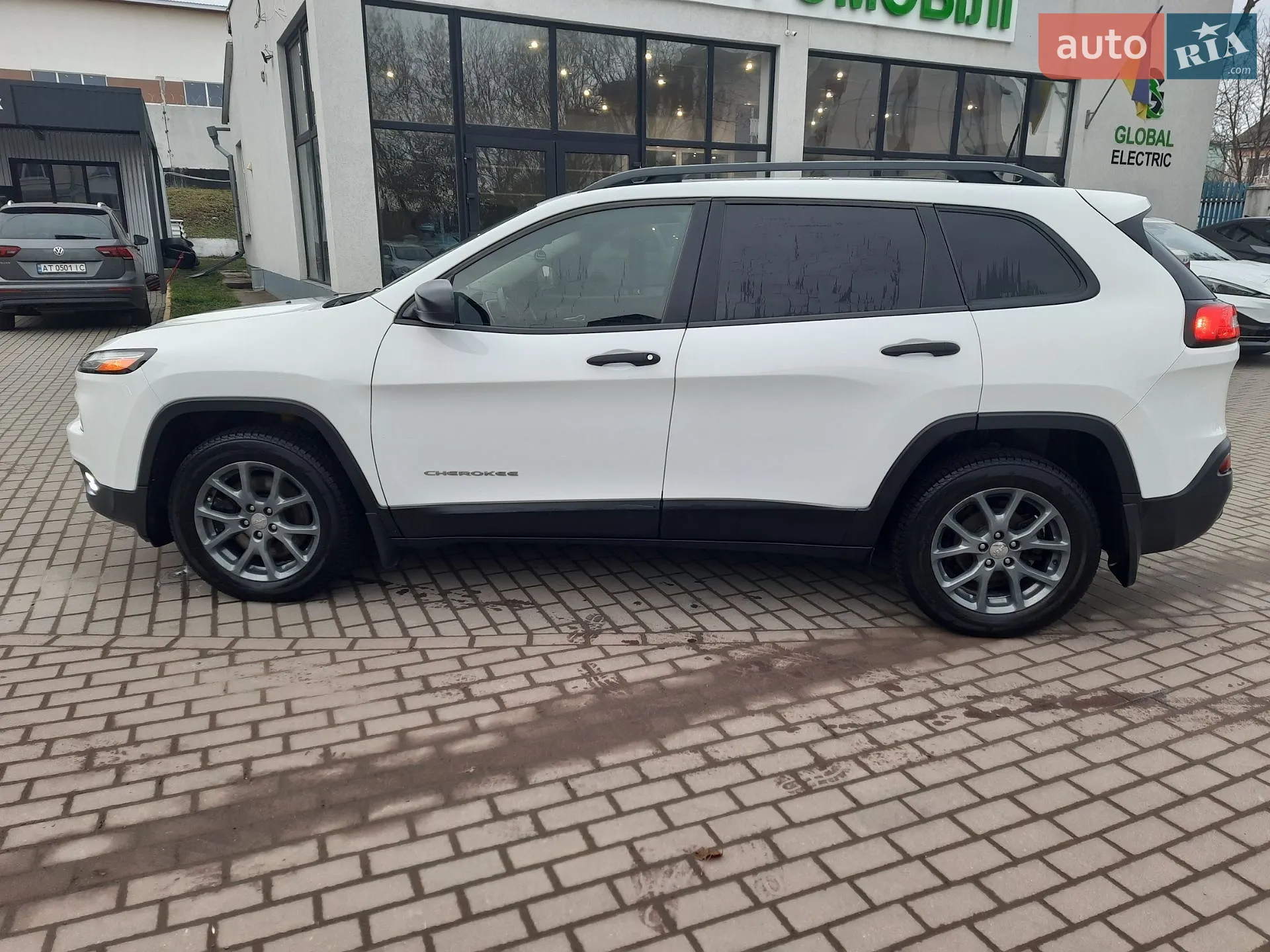 2016 Jeep Cherokee - мініатюра 20