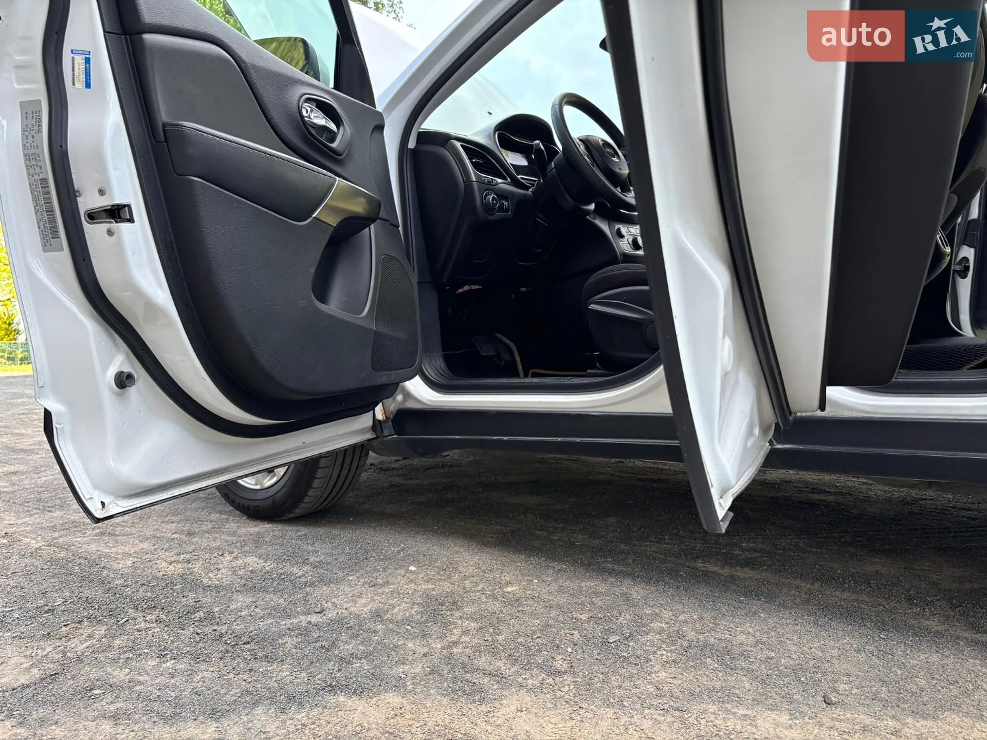 2018 Jeep Cherokee - мініатюра 42