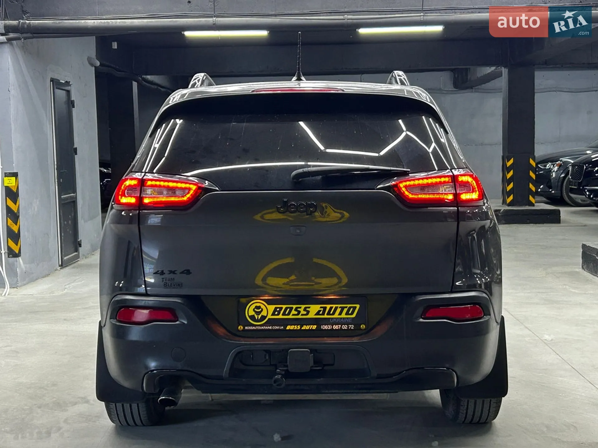 2016 Jeep Cherokee - мініатюра 8