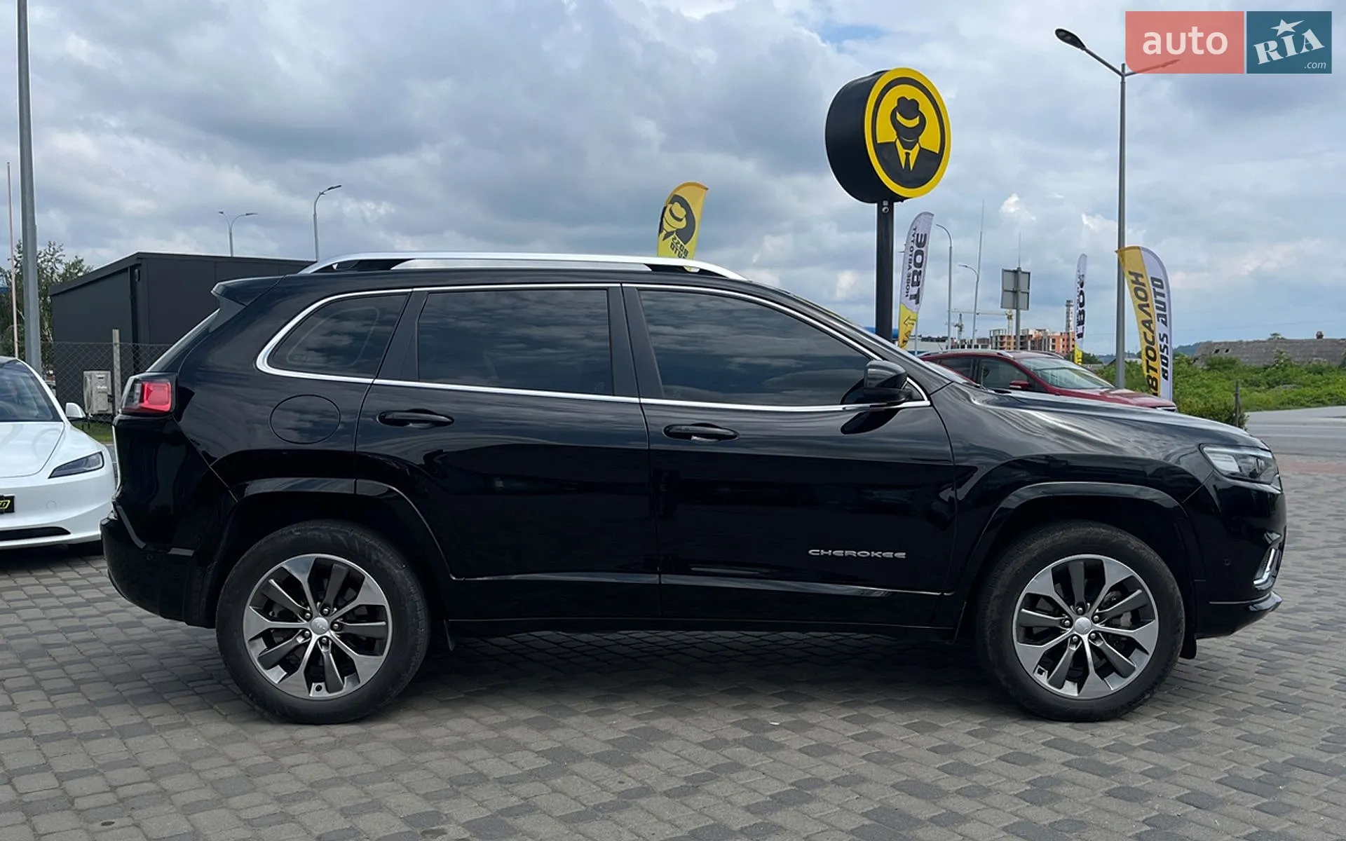2019 Jeep Cherokee - мініатюра 8