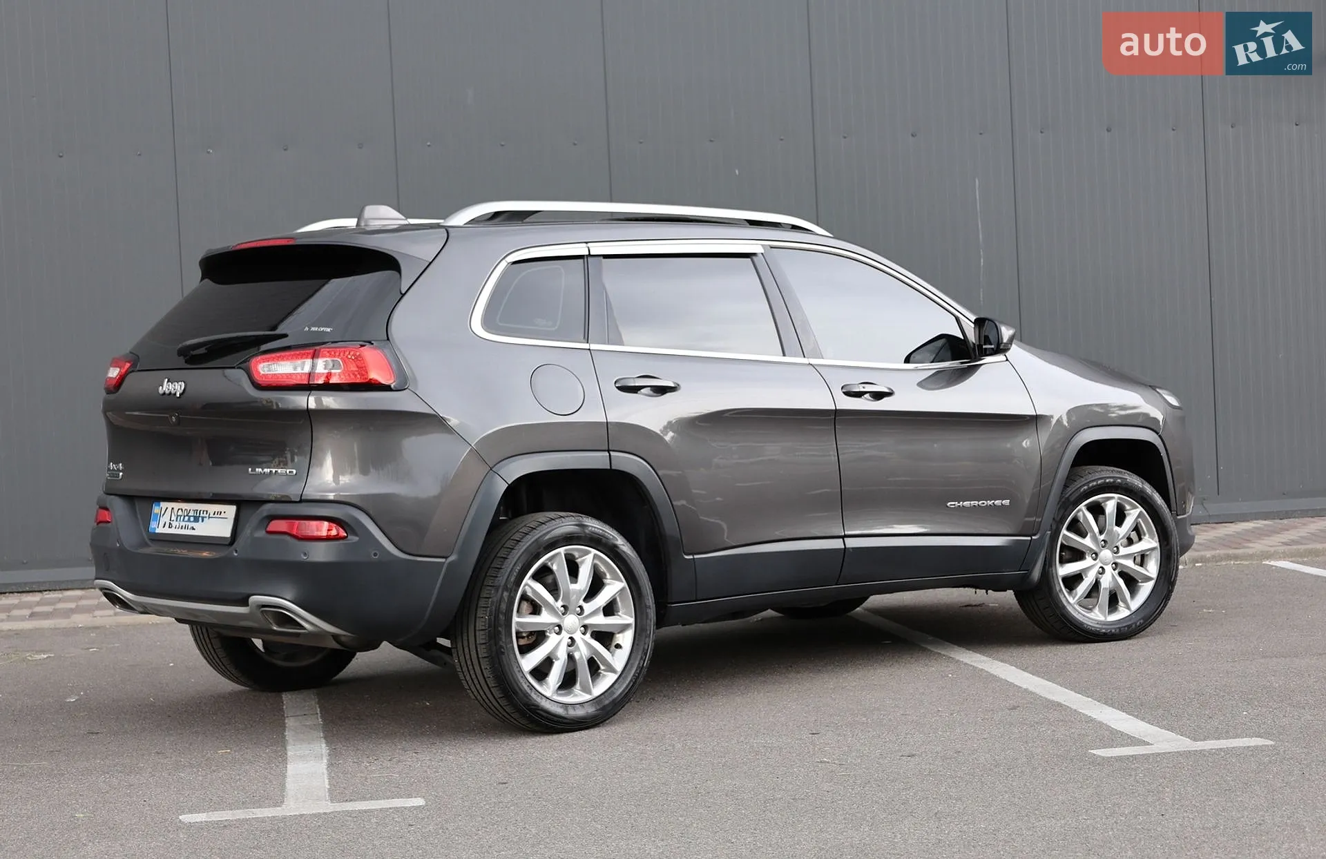 2017 Jeep Cherokee - мініатюра 13
