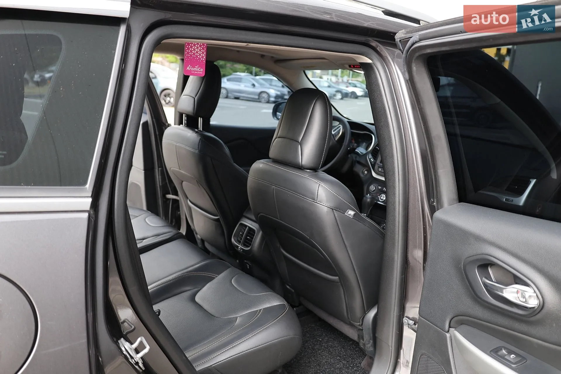 2017 Jeep Cherokee - мініатюра 44