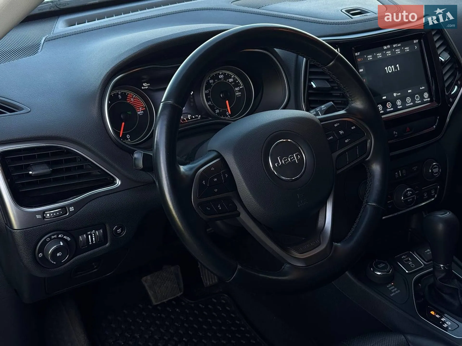 2020 Jeep Cherokee - мініатюра 8
