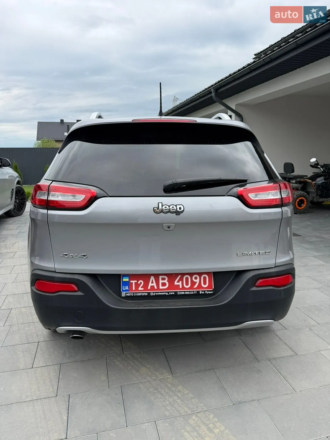 2016 Jeep Cherokee - мініатюра 26