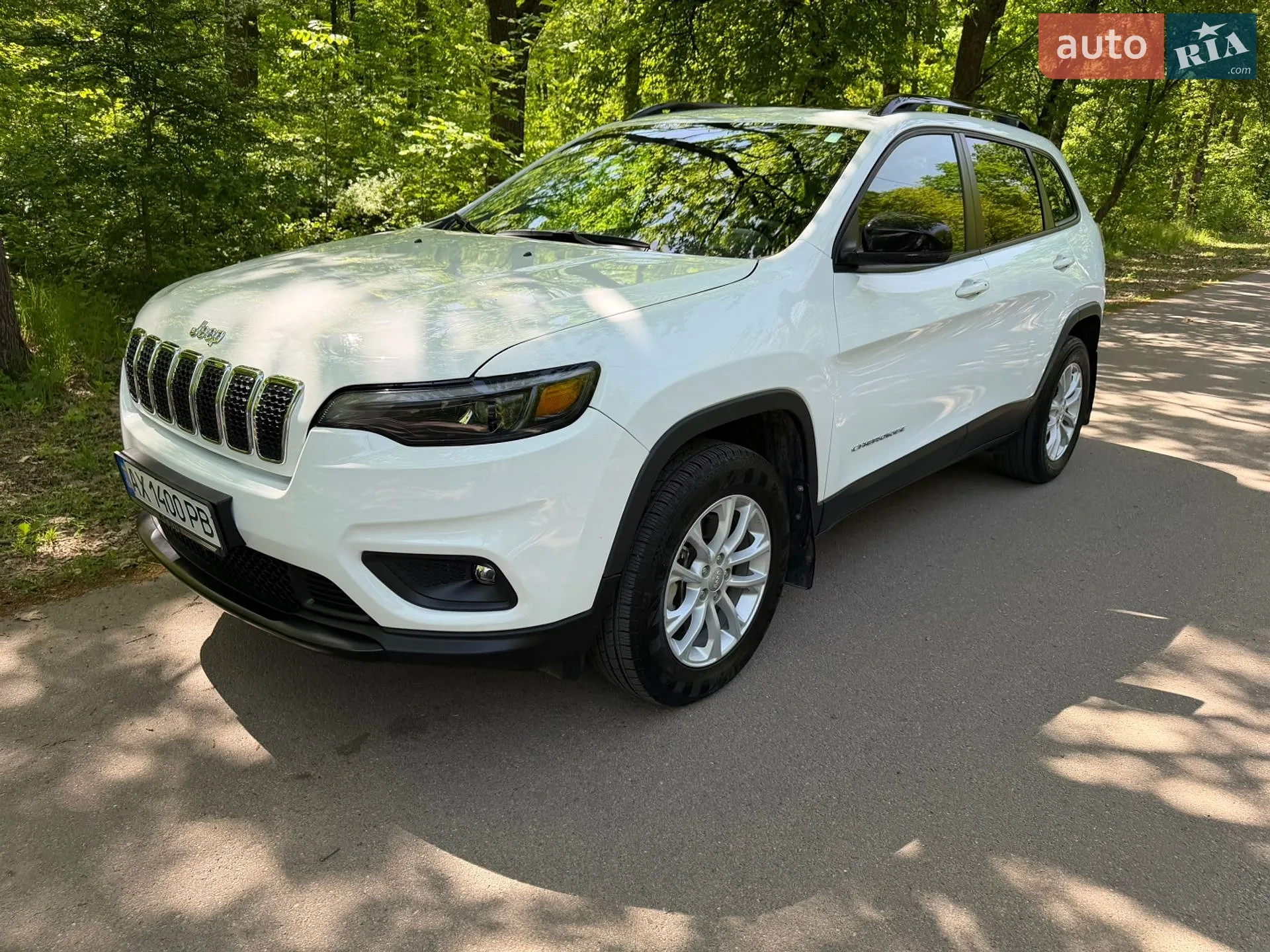 2022 Jeep Cherokee - фото 1