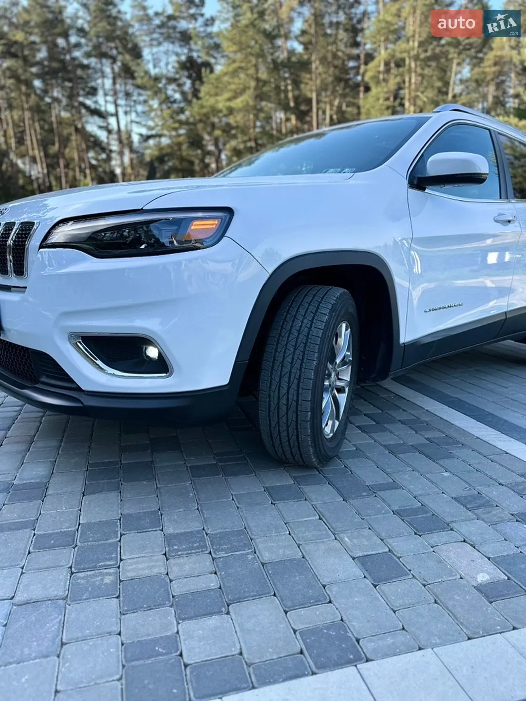 2019 Jeep Cherokee - мініатюра 5
