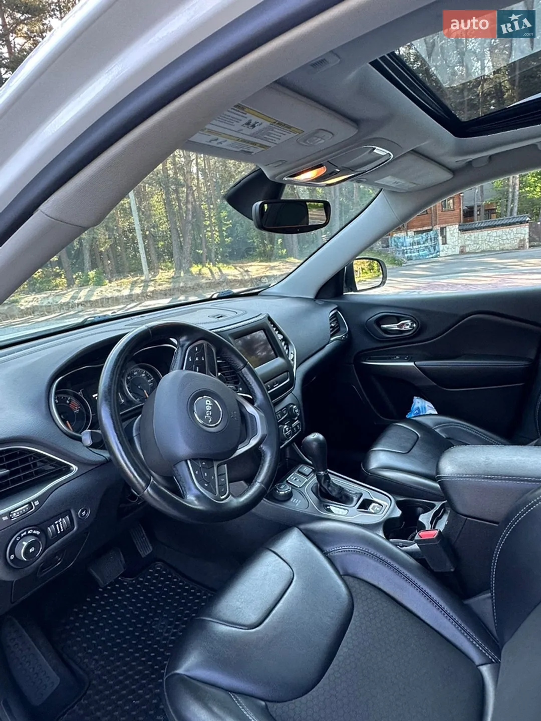 2019 Jeep Cherokee - мініатюра 10