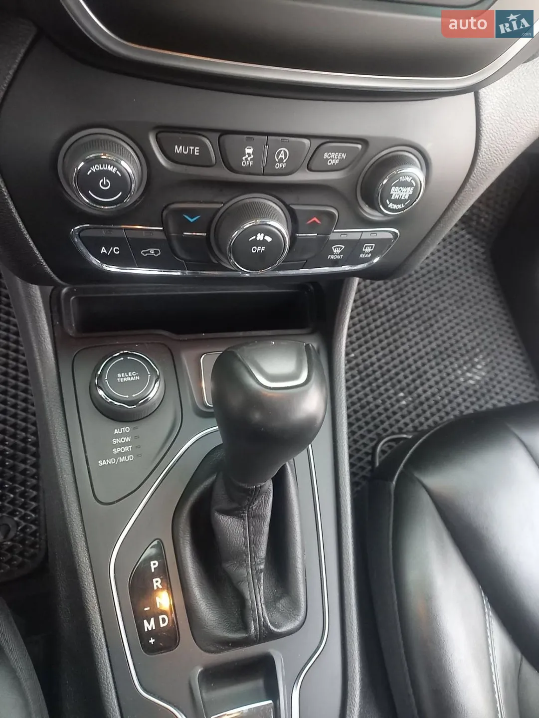 2019 Jeep Cherokee - мініатюра 58