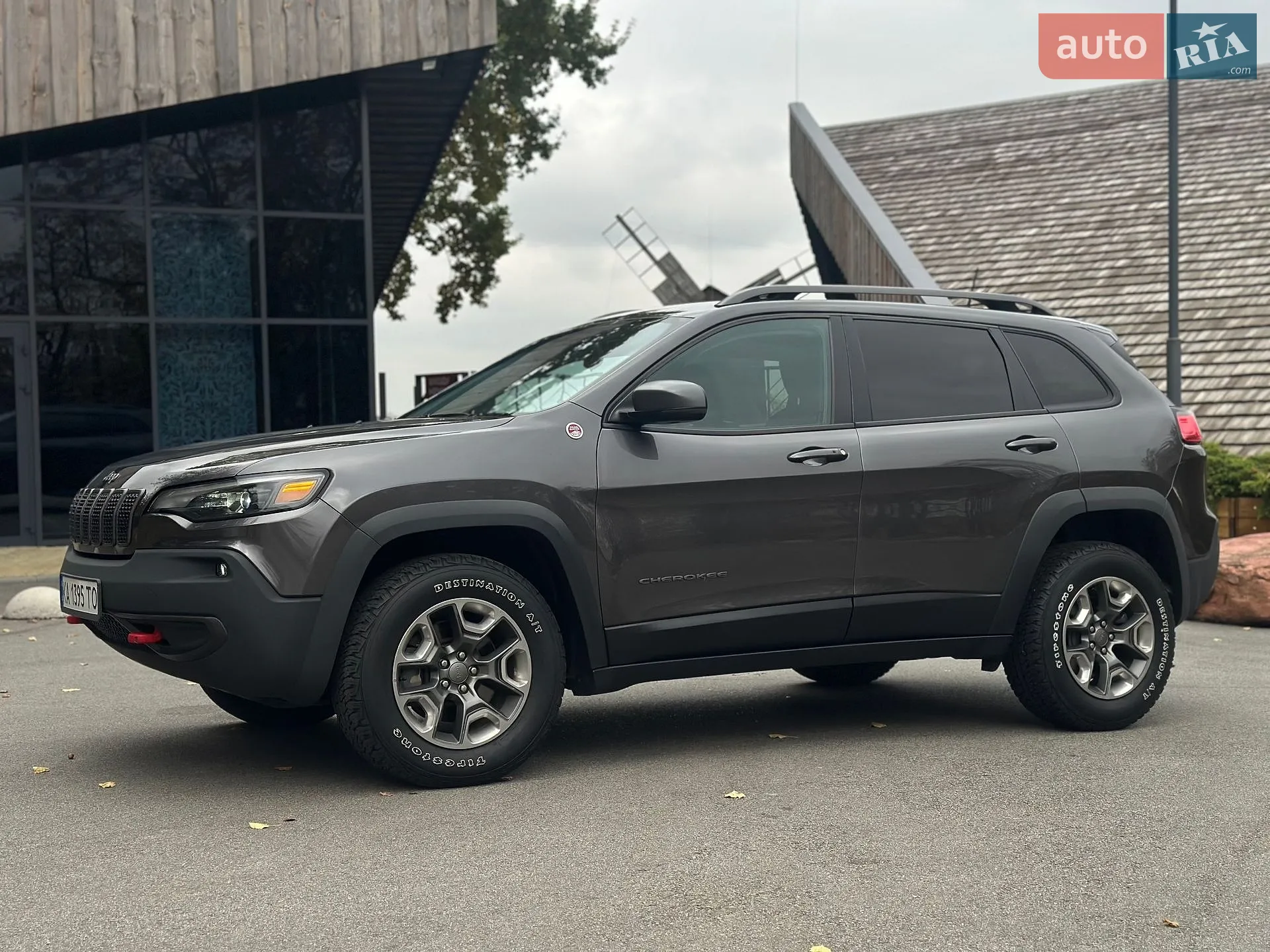 2018 Jeep Cherokee - мініатюра 8