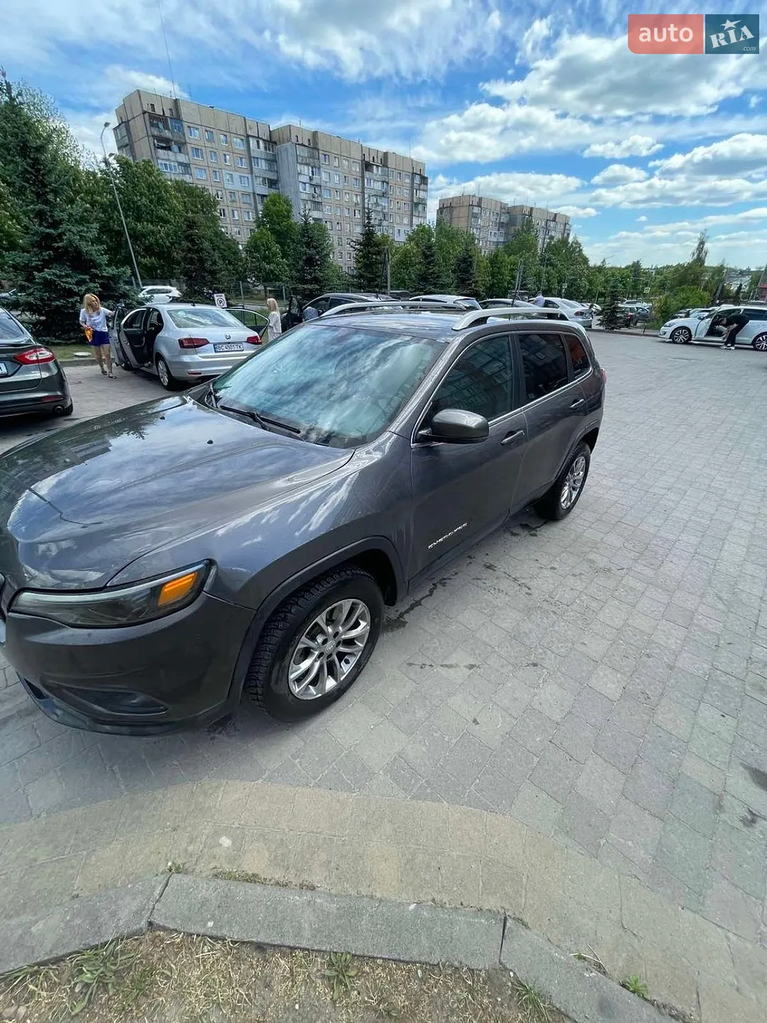 2019 Jeep Cherokee - мініатюра 6