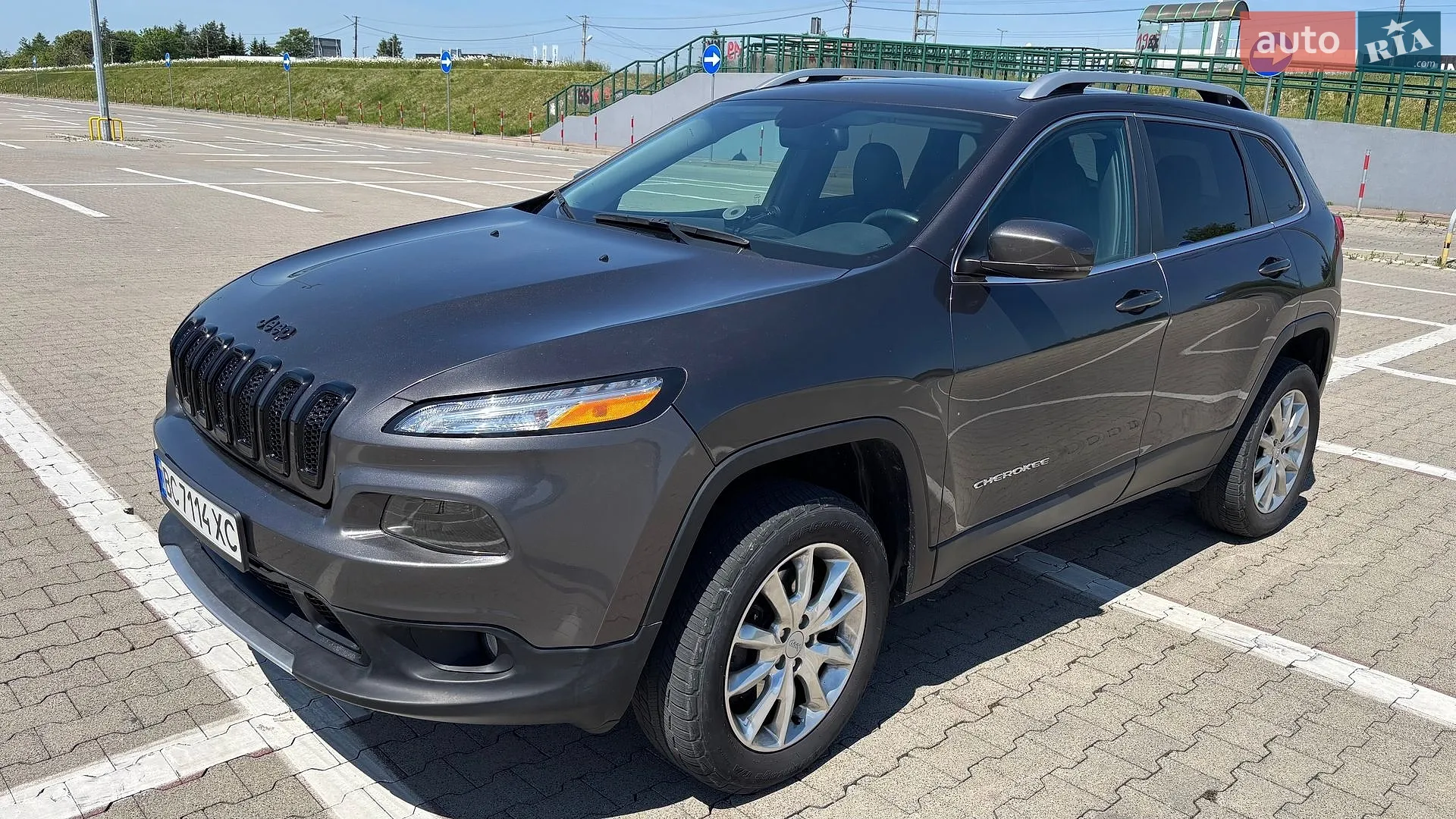 2017 Jeep Cherokee - мініатюра 3