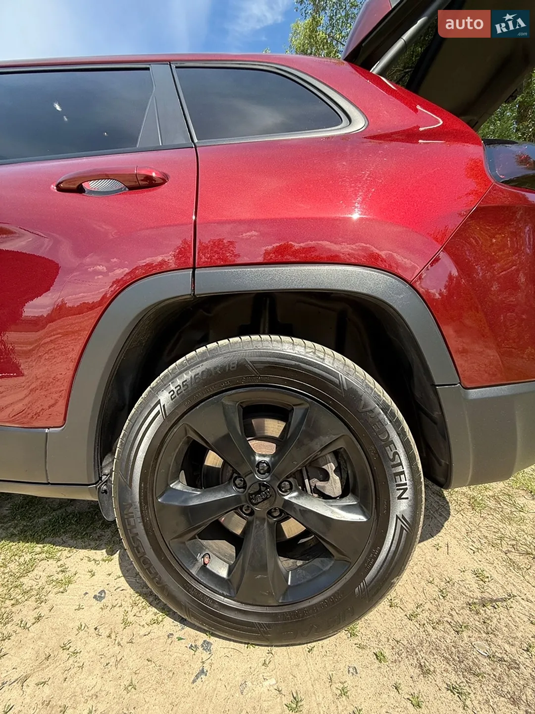 2019 Jeep Cherokee - мініатюра 8