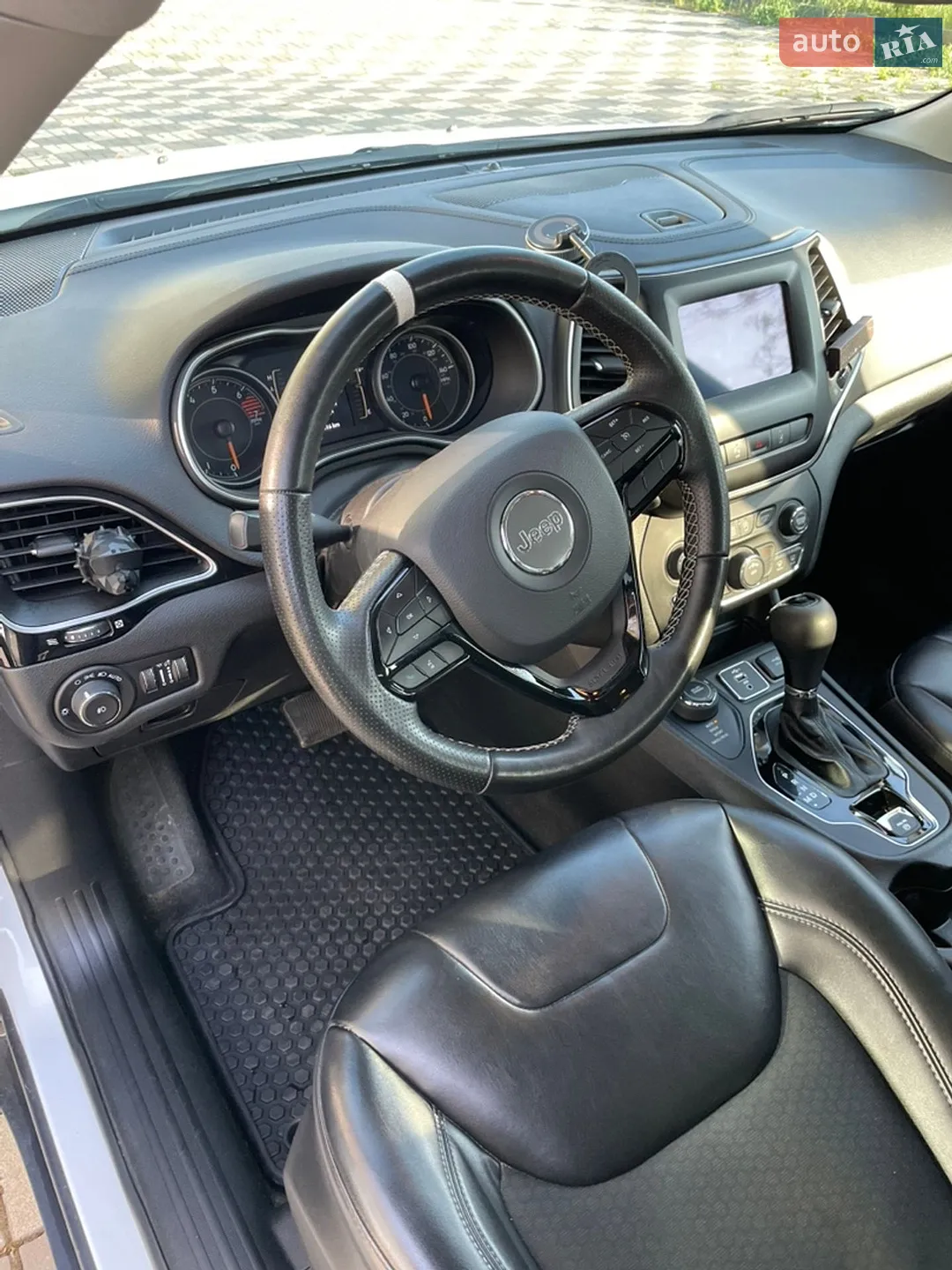 2021 Jeep Cherokee - мініатюра 17