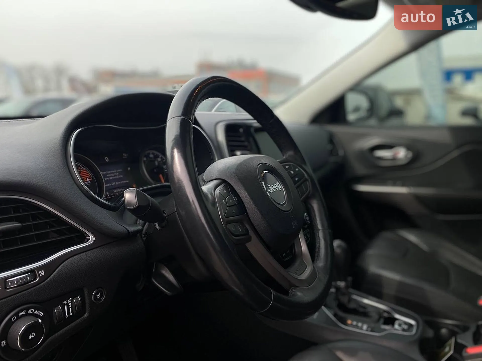 2018 Jeep Cherokee - мініатюра 26
