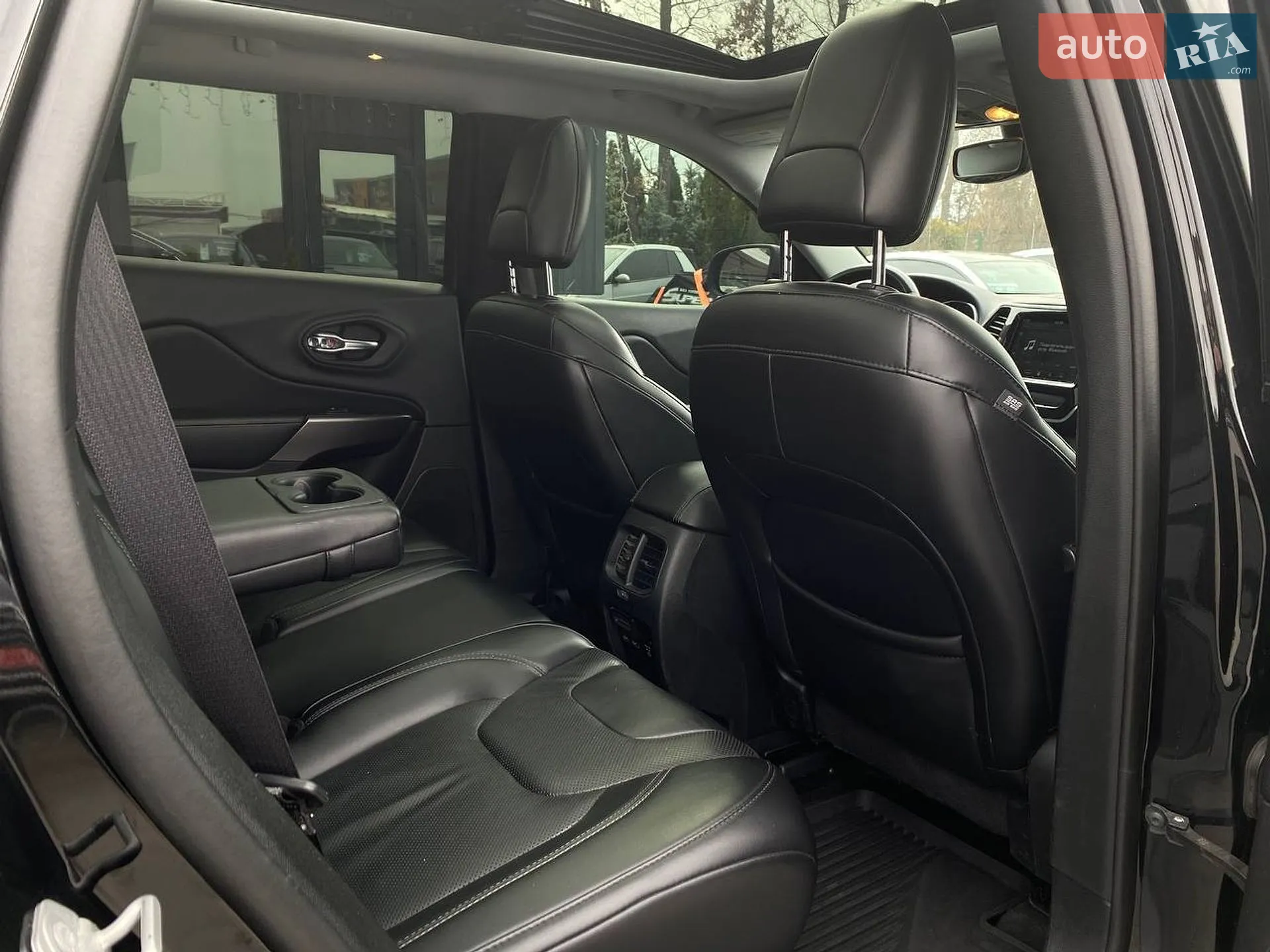 2018 Jeep Cherokee - мініатюра 34