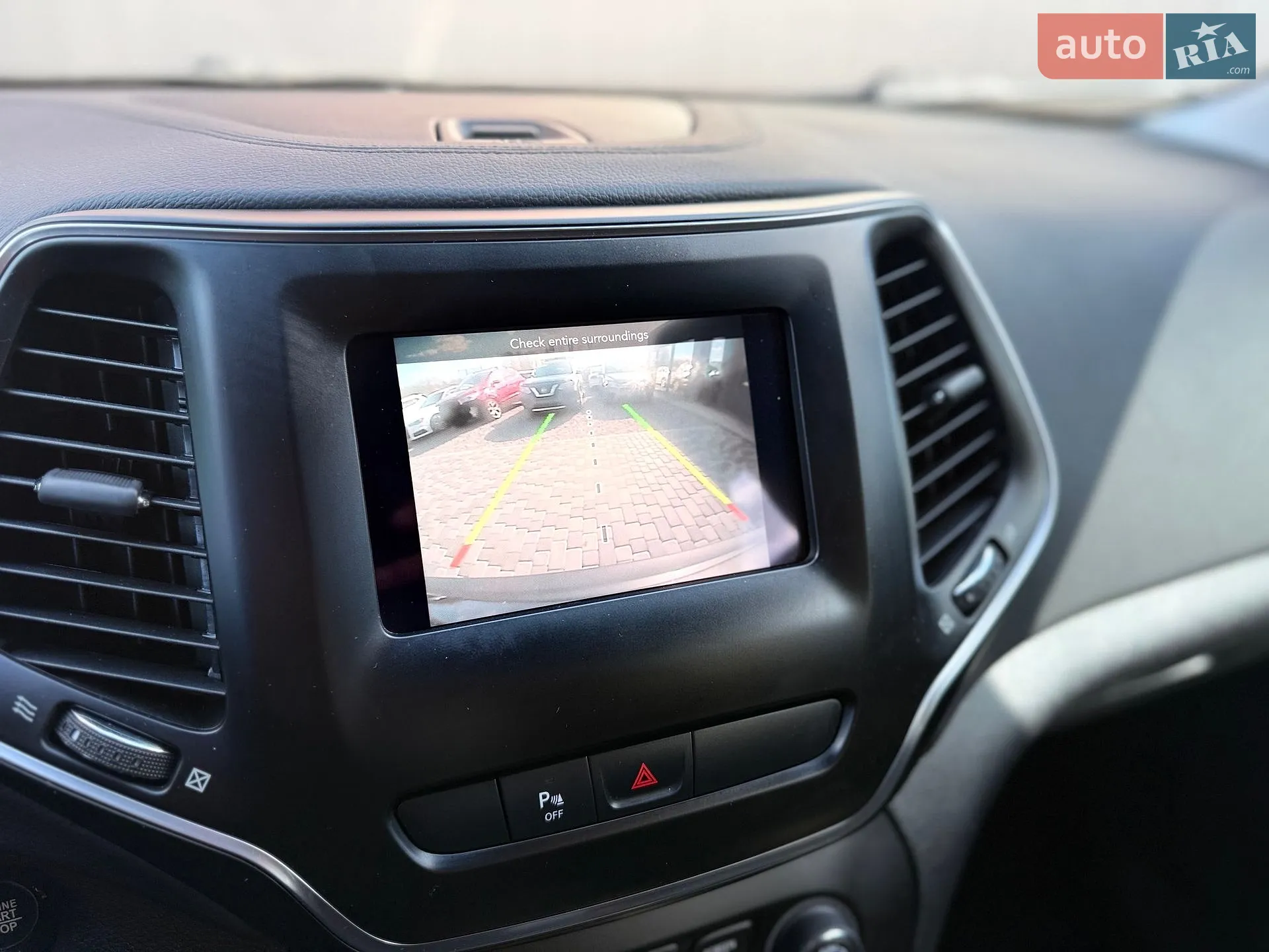 2019 Jeep Cherokee - мініатюра 40