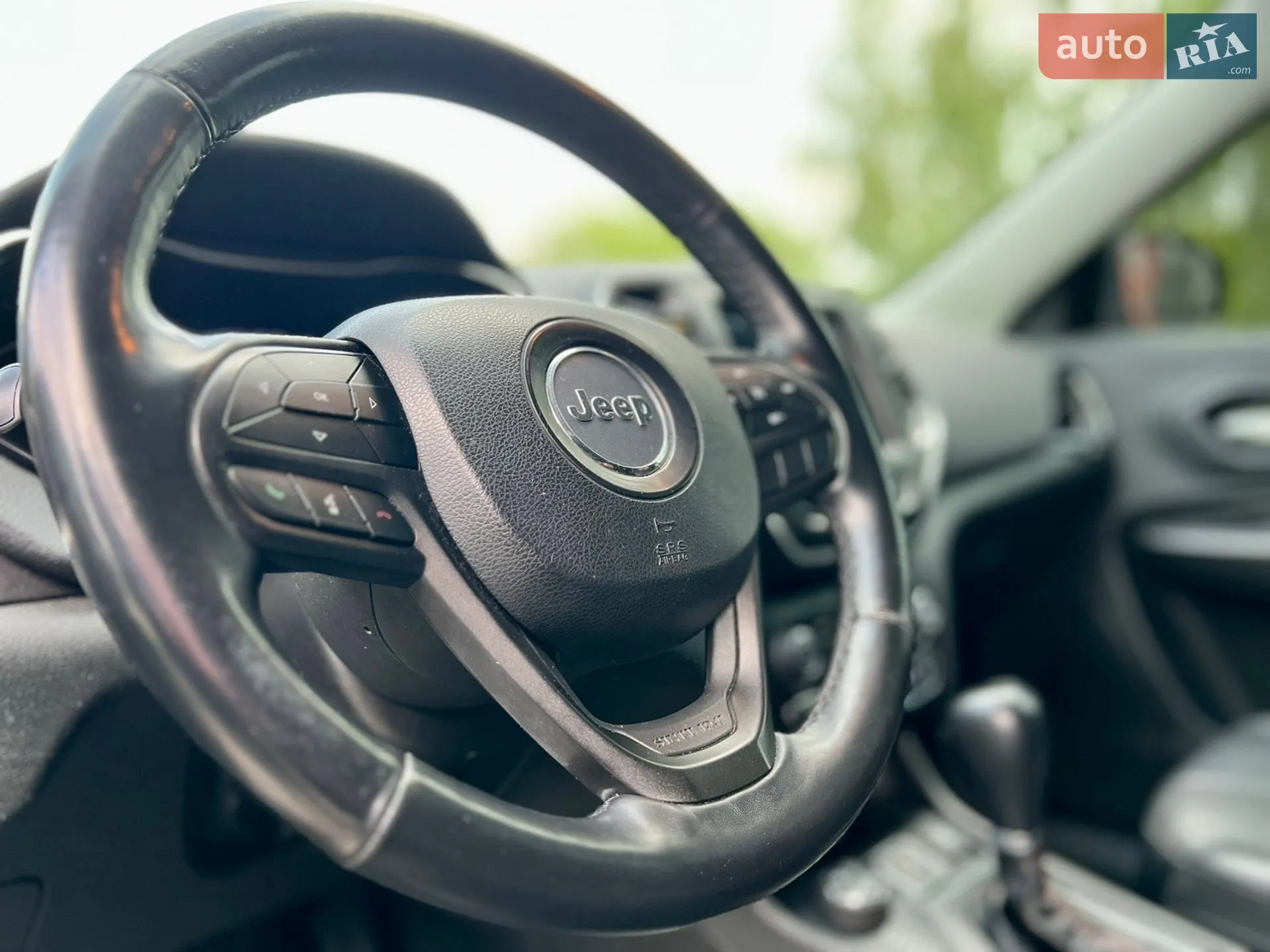 2018 Jeep Cherokee - мініатюра 37
