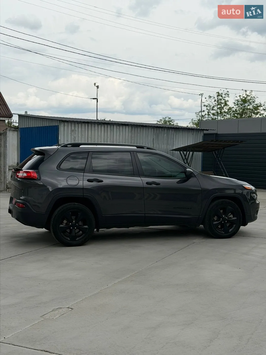 2016 Jeep Cherokee - мініатюра 16