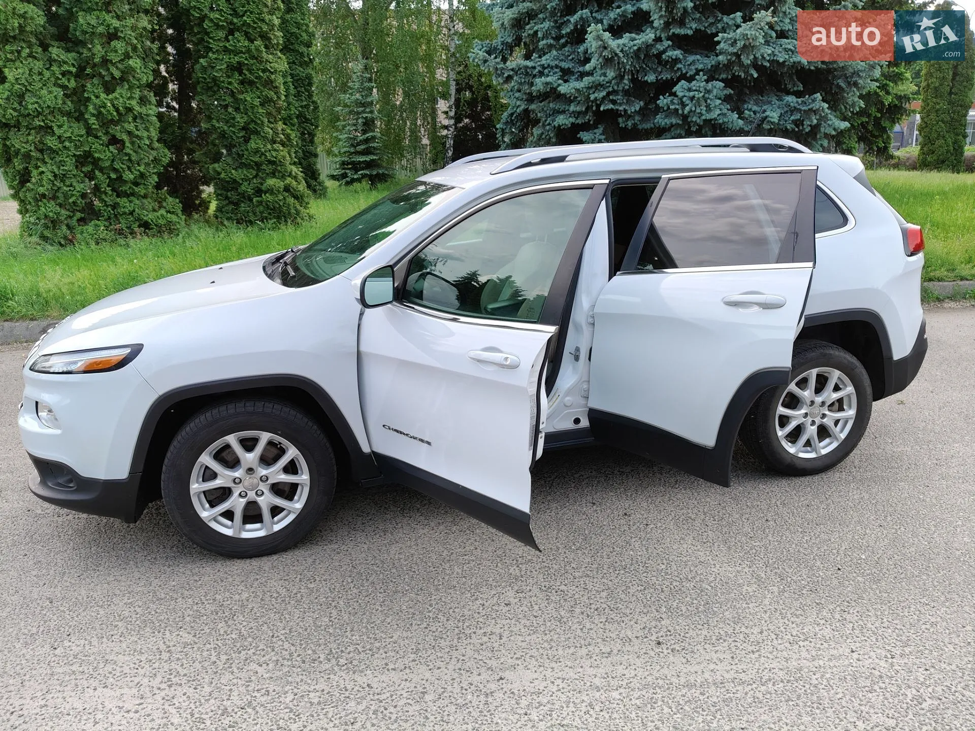 2017 Jeep Cherokee - мініатюра 13