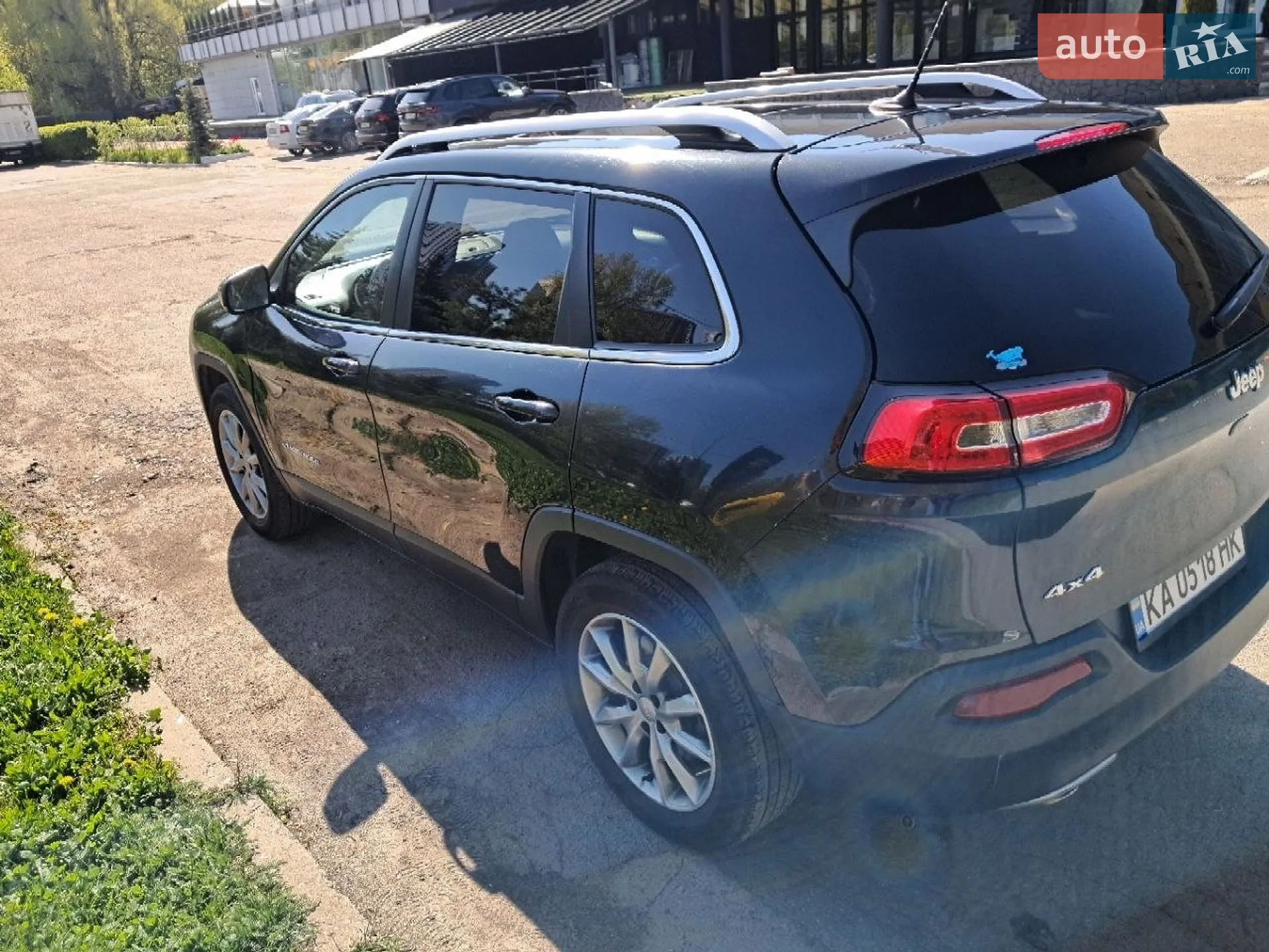 2013 Jeep Cherokee - мініатюра 4