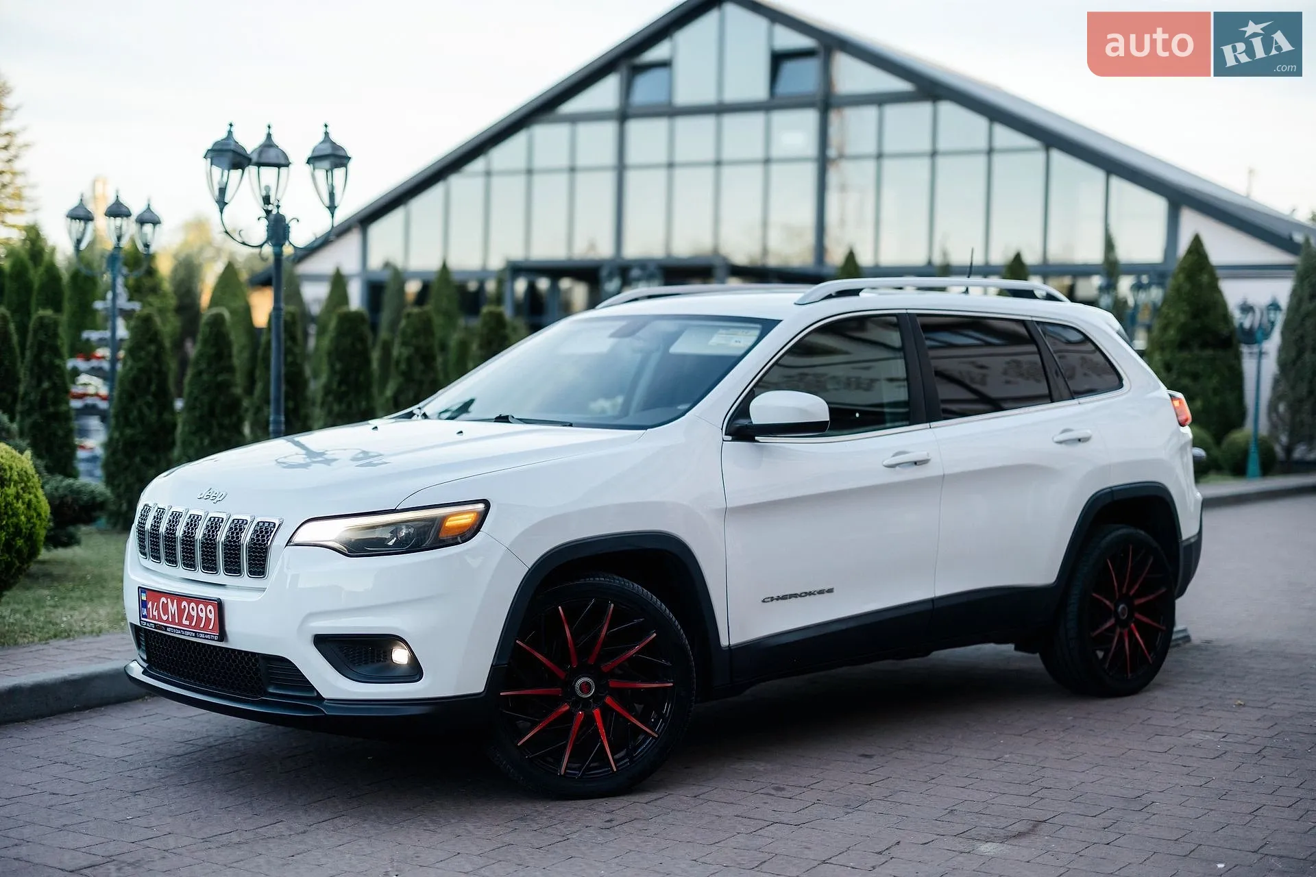2019 Jeep Cherokee - мініатюра 2