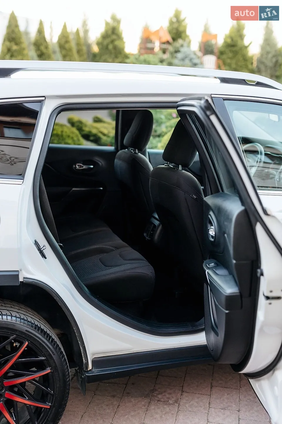 2019 Jeep Cherokee - мініатюра 66