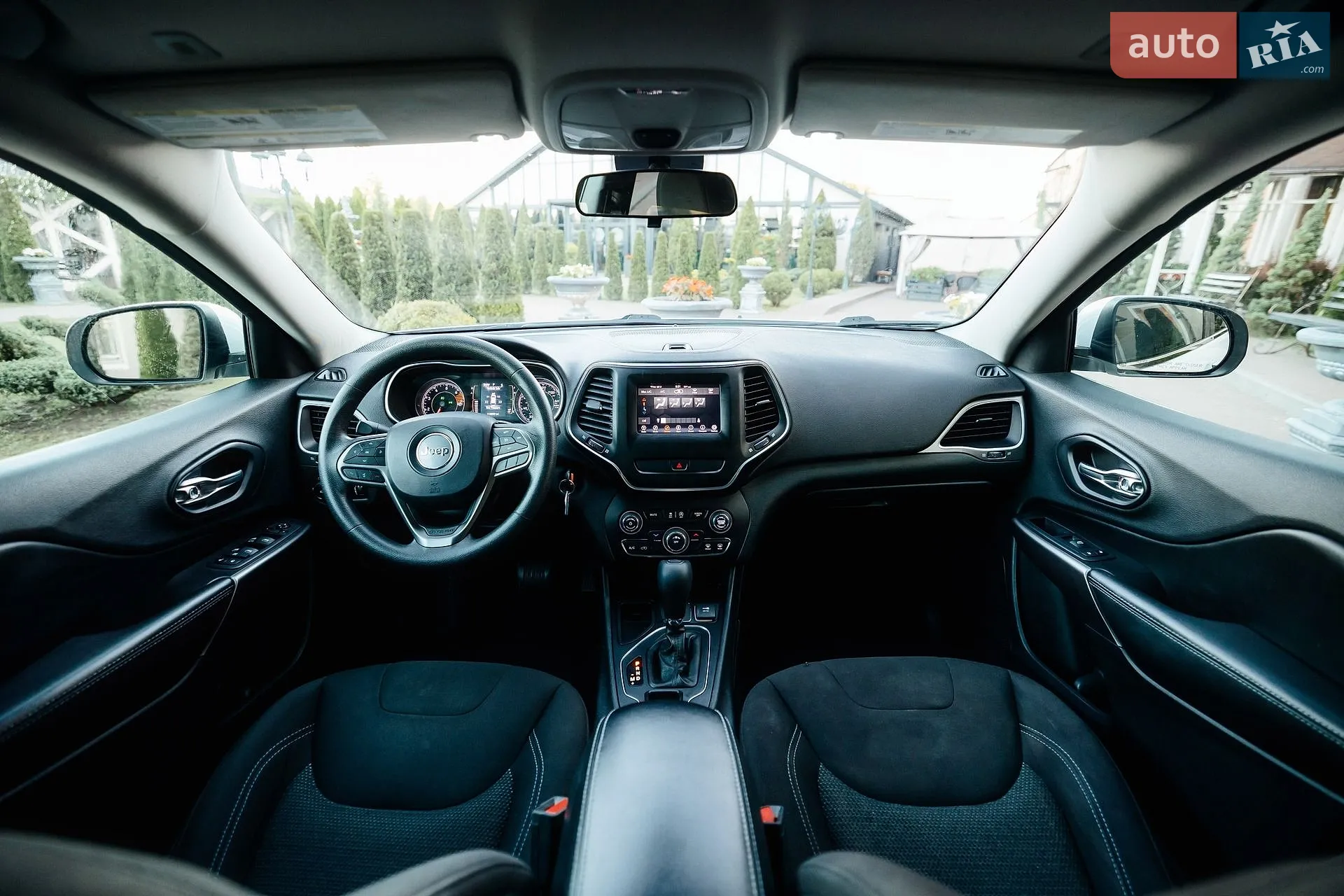 2019 Jeep Cherokee - мініатюра 35