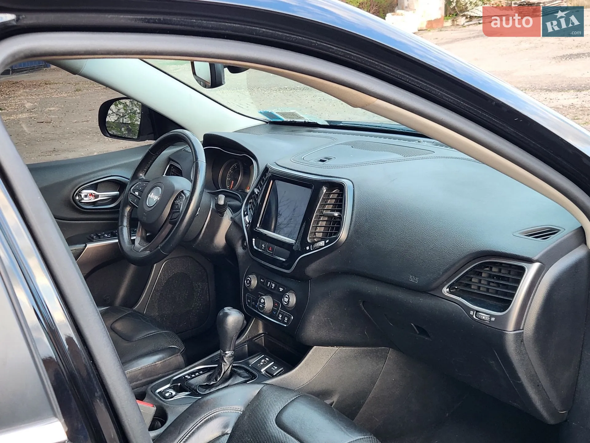 2018 Jeep Cherokee - мініатюра 17