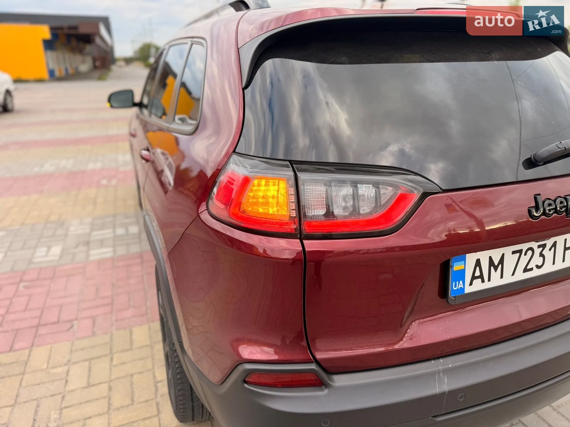 2020 Jeep Cherokee - мініатюра 29